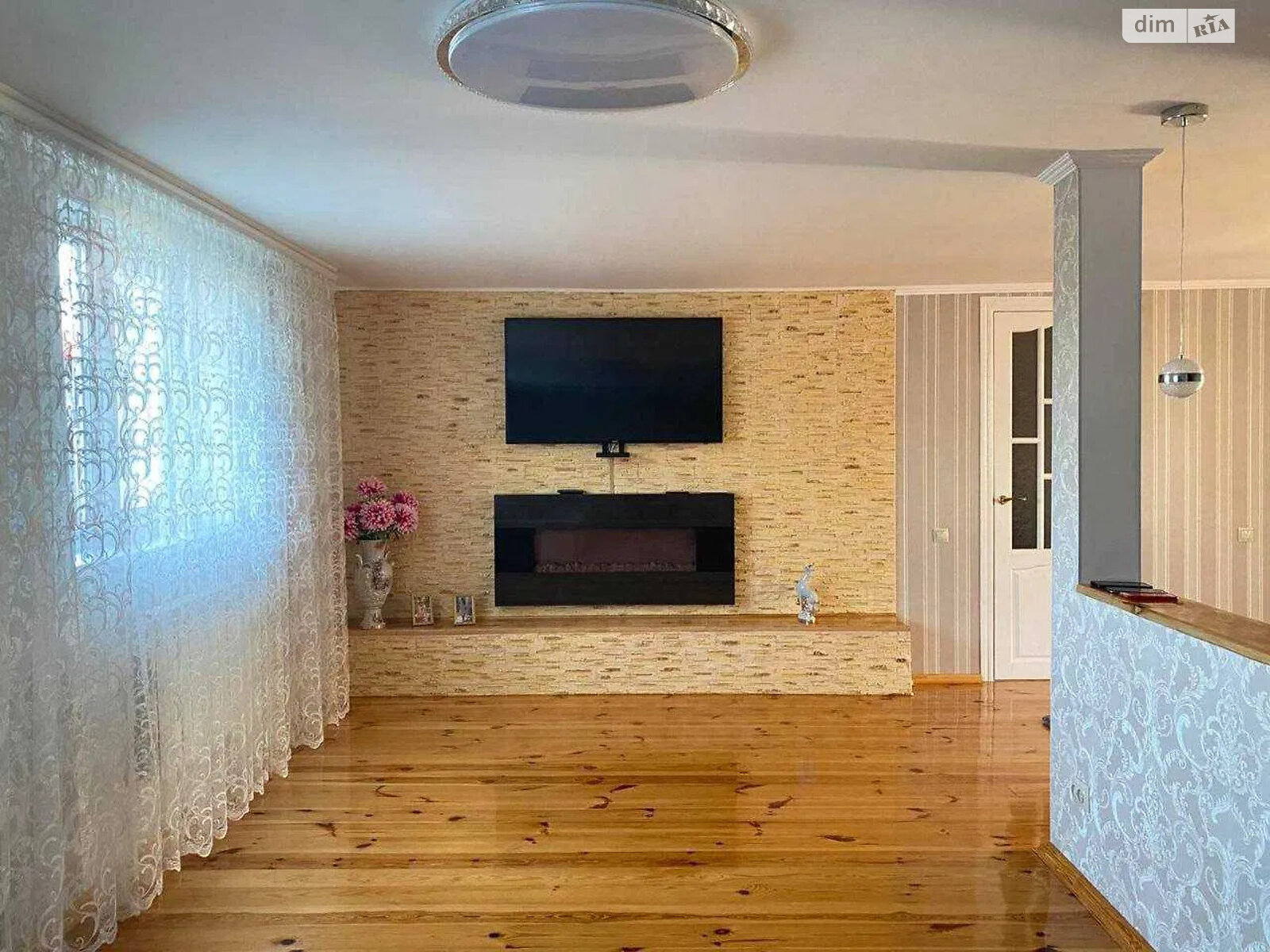двоповерховий будинок з гаражем, 157.1 кв. м, цегла. Продаж у Гостомелі фото 1 двоповерховий будинок з гаражем, 157.1 кв. м, цегла. Продаж у Гостомелі фото 1