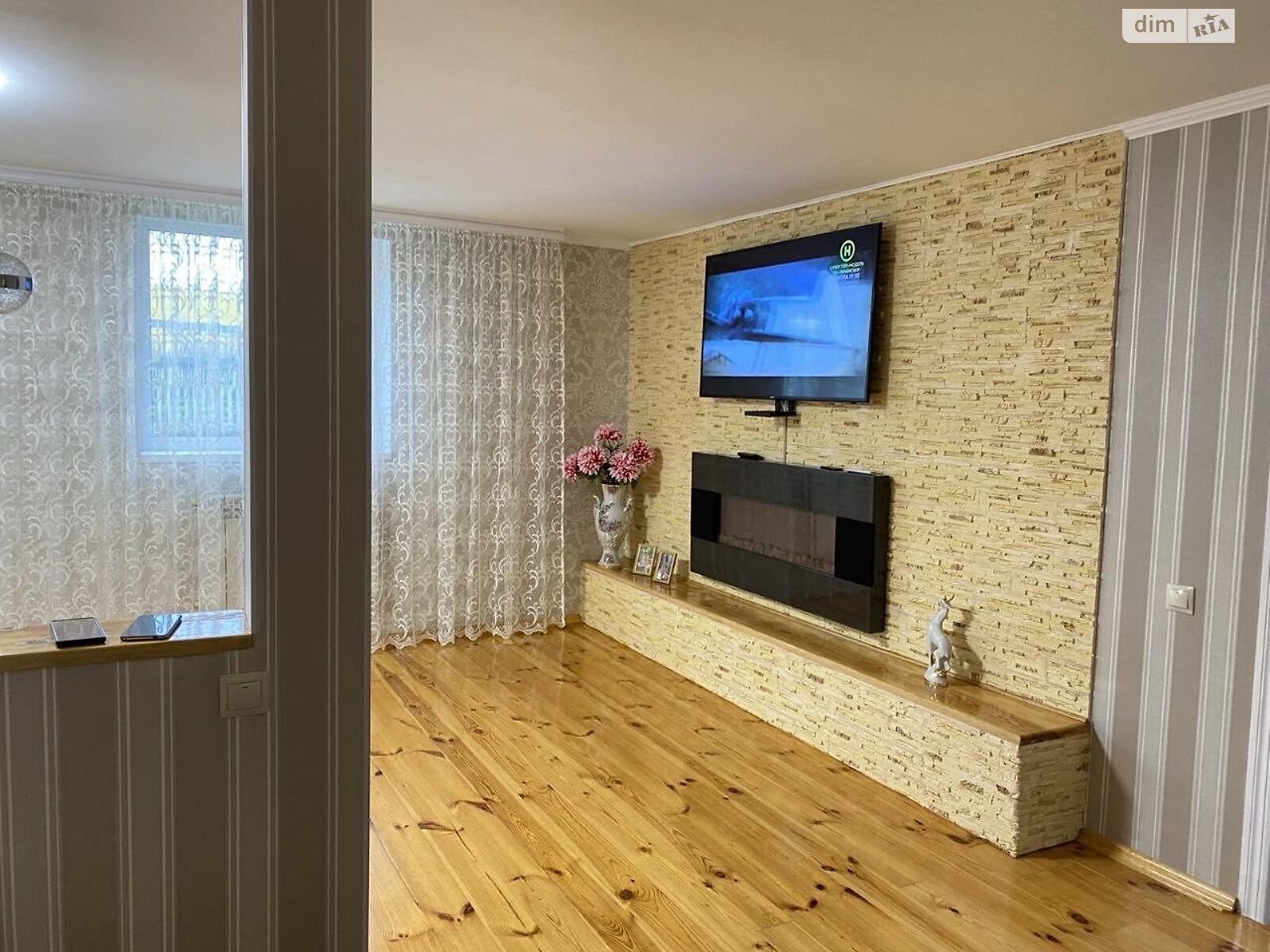 двухэтажный дом с гаражом, 156 кв. м, блочно-кирпичный. Продажа в Гостомеле фото 1 двухэтажный дом с гаражом, 156 кв. м, блочно-кирпичный. Продажа в Гостомеле фото 1