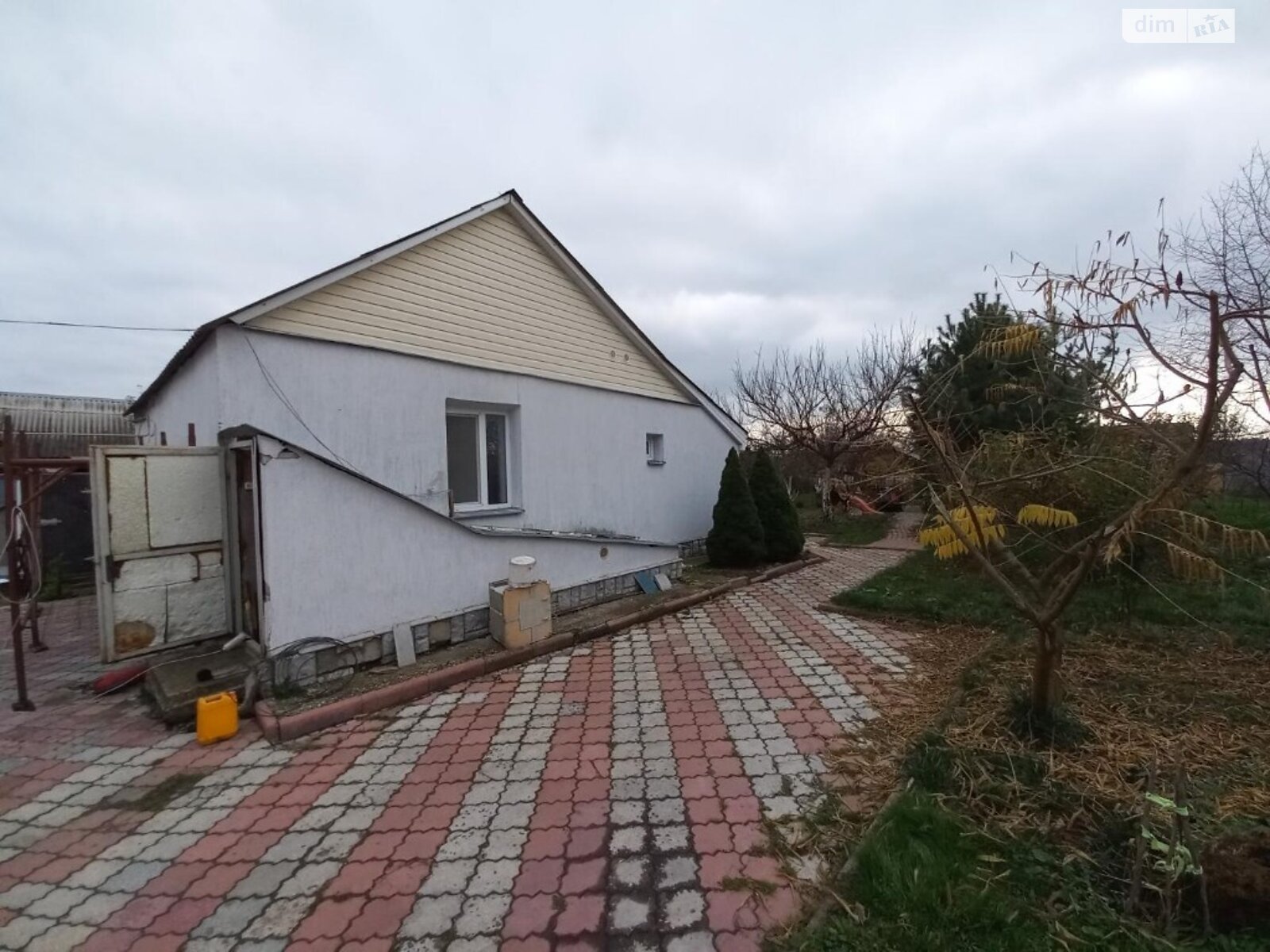 трехэтажный дом с отоплением, 230 кв. м, кирпич. Продажа в Гостомеле фото 1