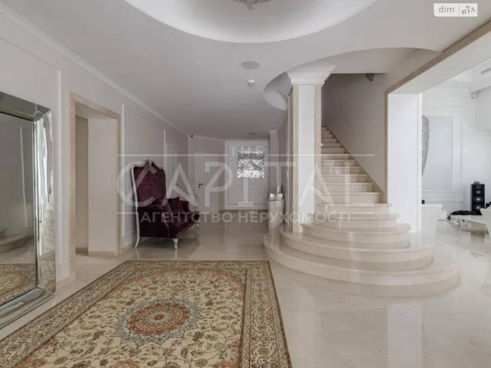 двоповерховий будинок з балконом, 850 кв. м, цегла. Продаж у Гостомелі фото 1 двоповерховий будинок з балконом, 850 кв. м, цегла. Продаж у Гостомелі фото 1