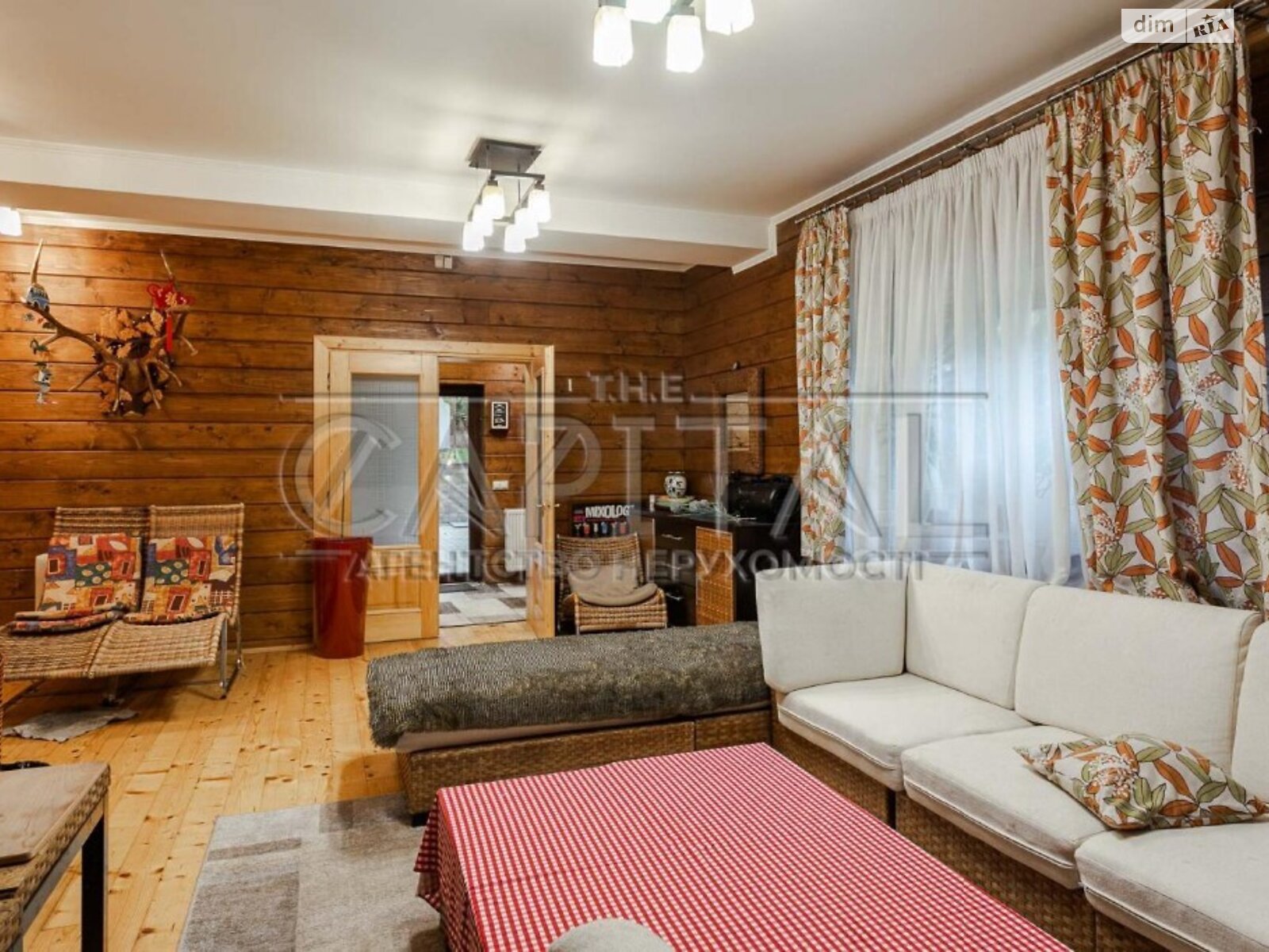 трехэтажный дом веранда, 970 кв. м, кирпич. Продажа в Гостомеле фото 1