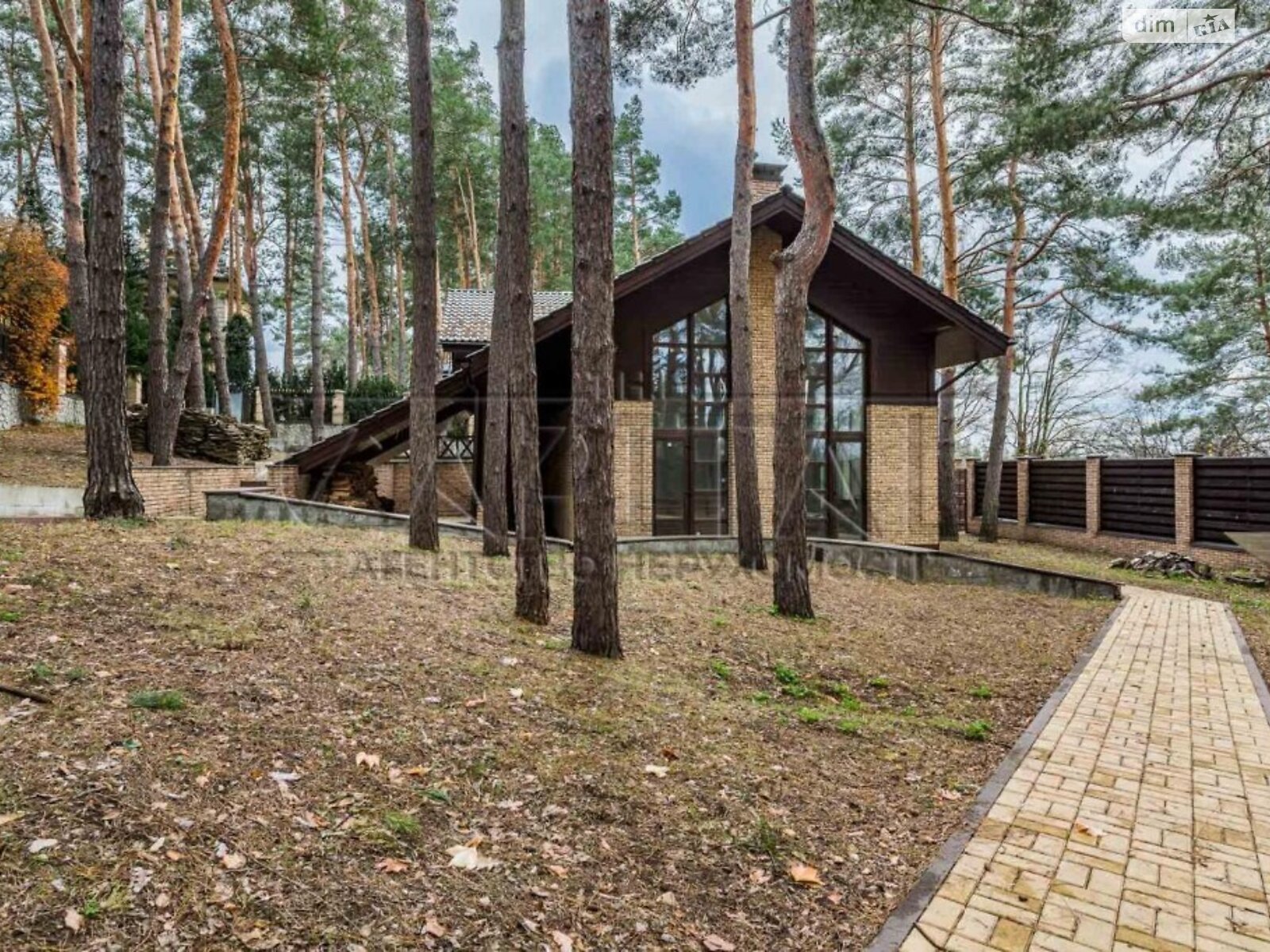 двоповерховий будинок з верандою, 484 кв. м, цегла. Продаж у Гостомелі фото 1 двоповерховий будинок з верандою, 484 кв. м, цегла. Продаж у Гостомелі фото 1