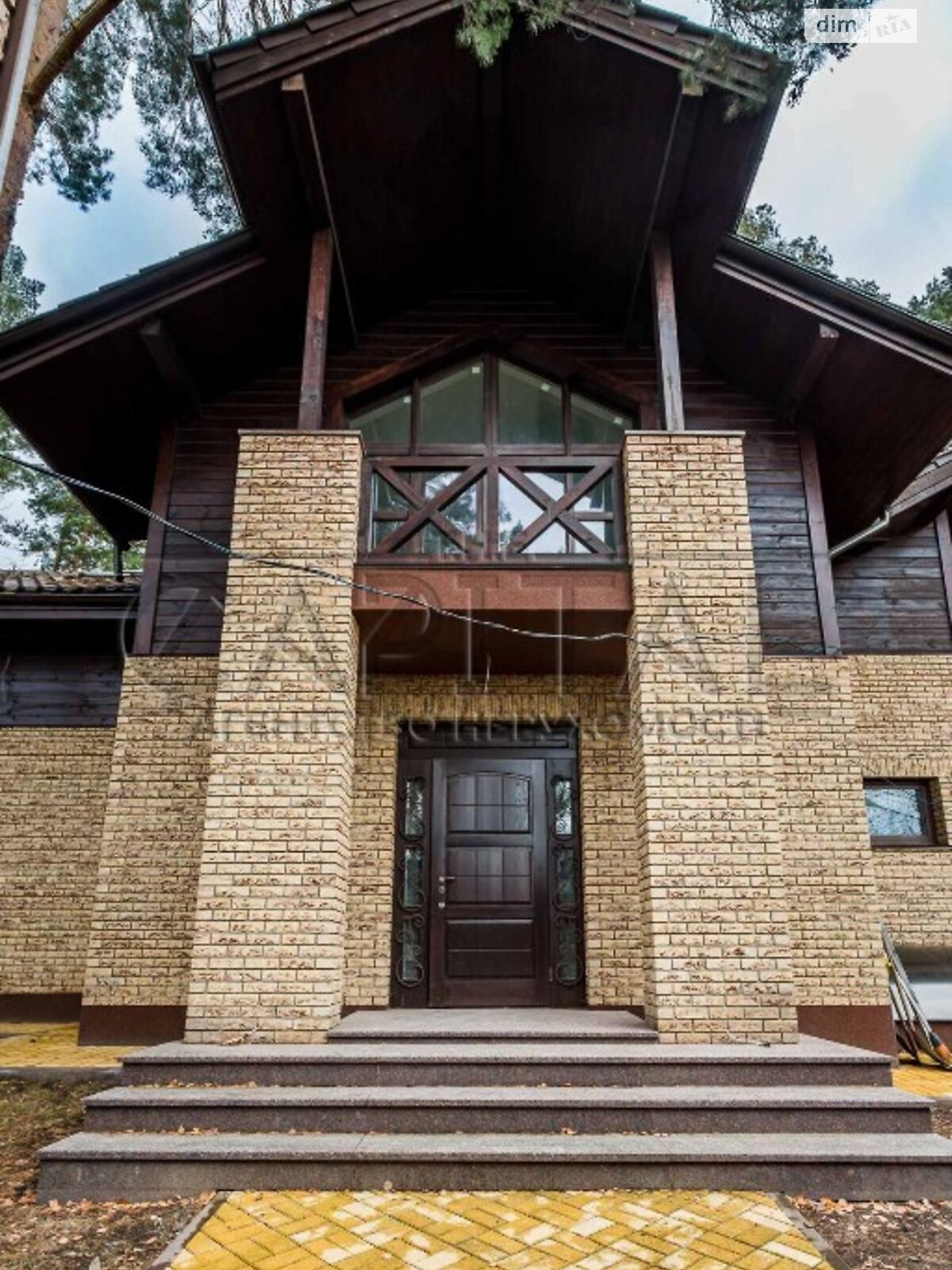 двоповерховий будинок з верандою, 484 кв. м, цегла. Продаж у Гостомелі фото 1 двоповерховий будинок з верандою, 484 кв. м, цегла. Продаж у Гостомелі фото 1