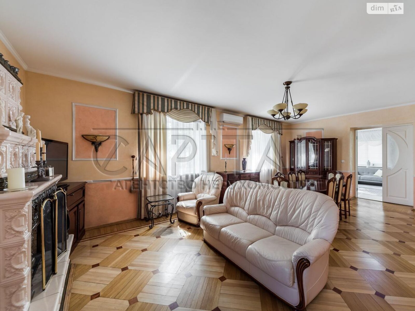 триповерховий будинок з опаленням, 420 кв. м, цегла. Продаж у Гостомелі фото 1 триповерховий будинок з опаленням, 420 кв. м, цегла. Продаж у Гостомелі фото 1