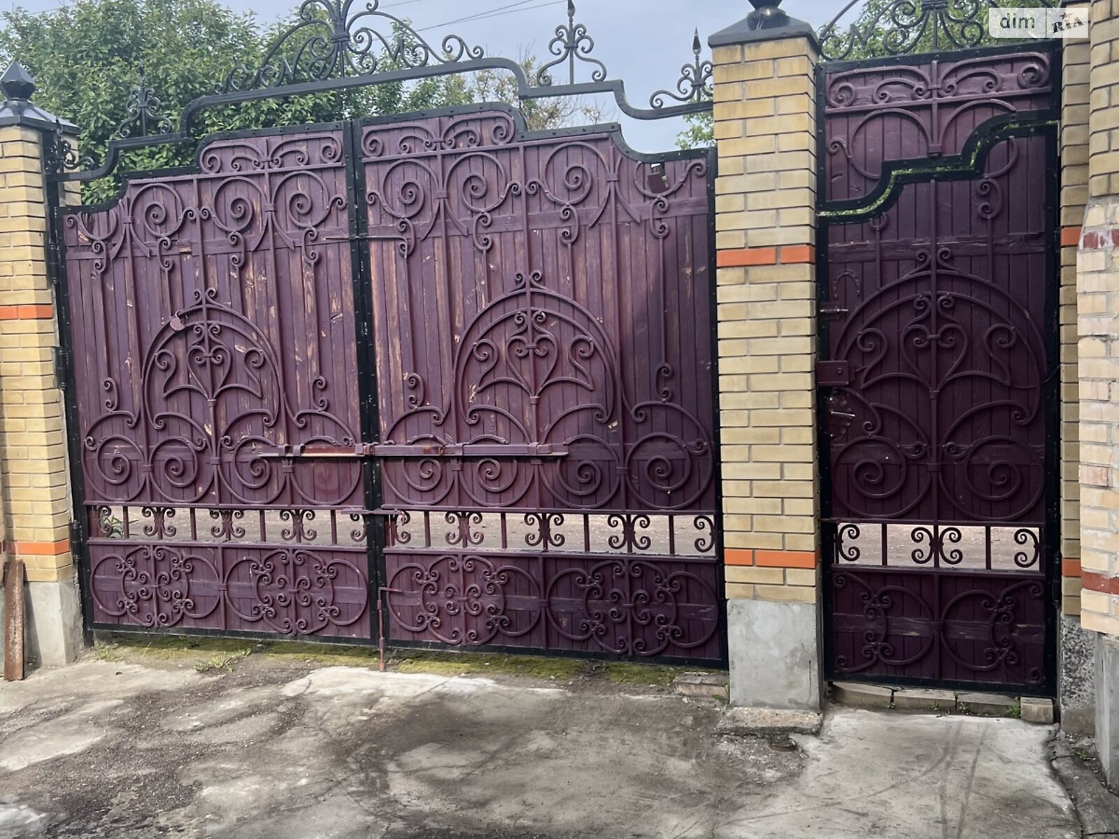 одноэтажный дом с верандой, 117 кв. м, кирпич силикатный. Продажа в Градижске фото 1