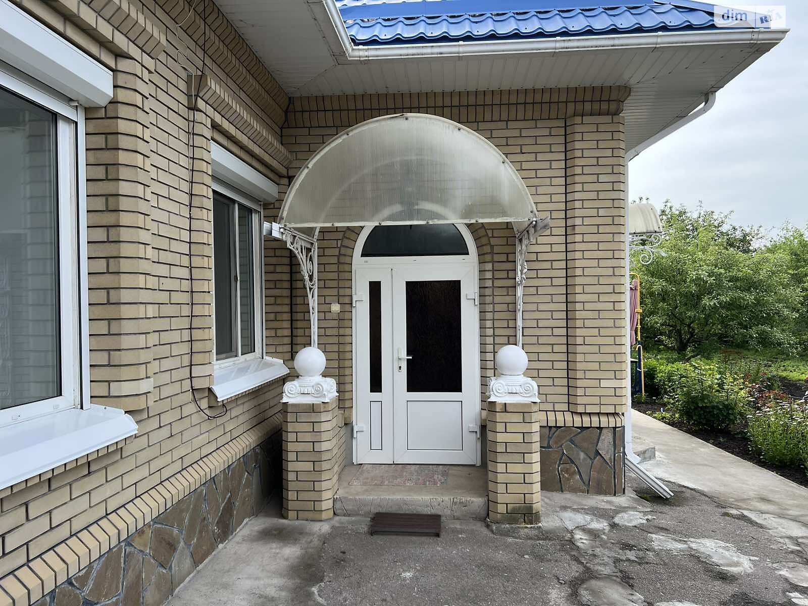 одноэтажный дом с верандой, 117 кв. м, кирпич силикатный. Продажа в Градижске фото 1