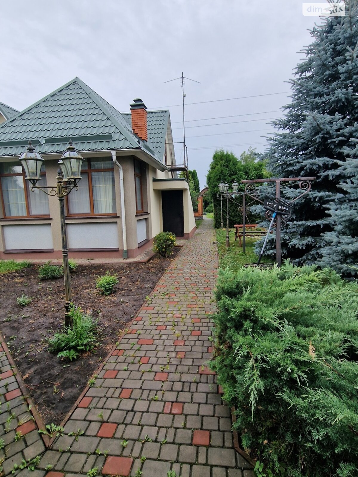 двухэтажный дом с гаражом, 290 кв. м, брус. Продажа в Гребенках фото 1 двухэтажный дом с гаражом, 290 кв. м, брус. Продажа в Гребенках фото 1