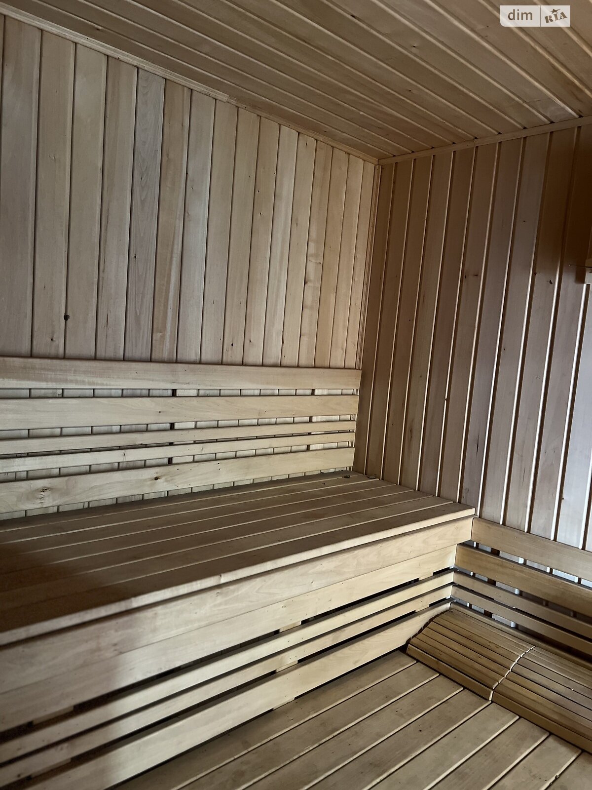 двухэтажный дом, 297 кв. м, кирпич. Продажа в Гребенках фото 1