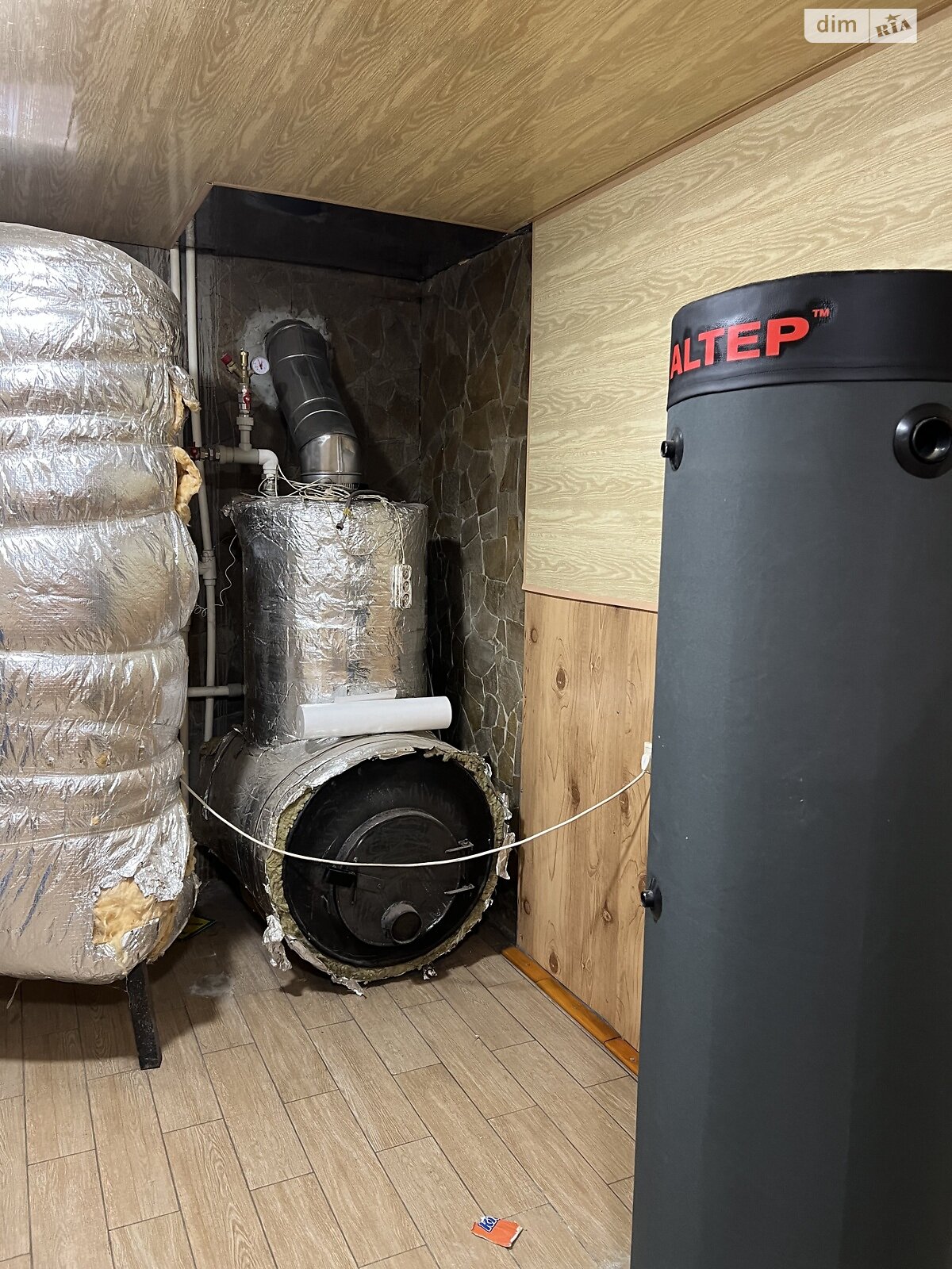 двухэтажный дом, 297 кв. м, кирпич. Продажа в Гребенках фото 1