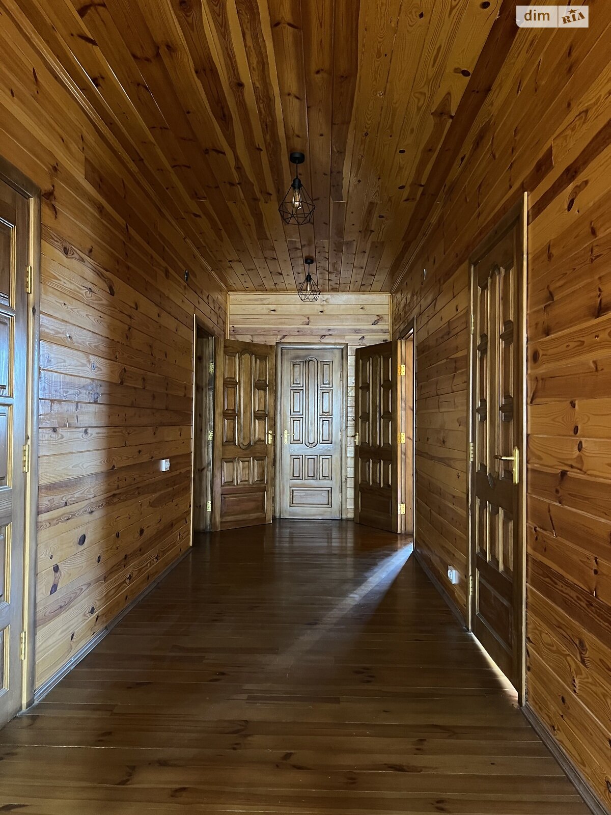 двухэтажный дом, 297 кв. м, кирпич. Продажа в Гребенках фото 1