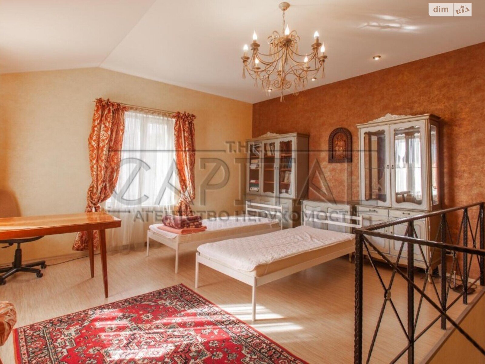 трехэтажный дом, 1700 кв. м, кирпич. Продажа в Григоровке фото 1