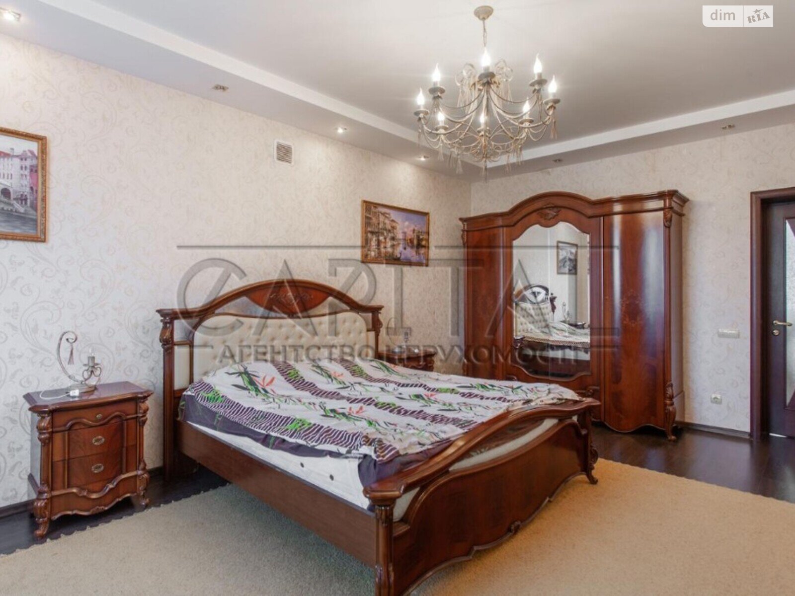 трехэтажный дом, 1700 кв. м, кирпич. Продажа в Григоровке фото 1