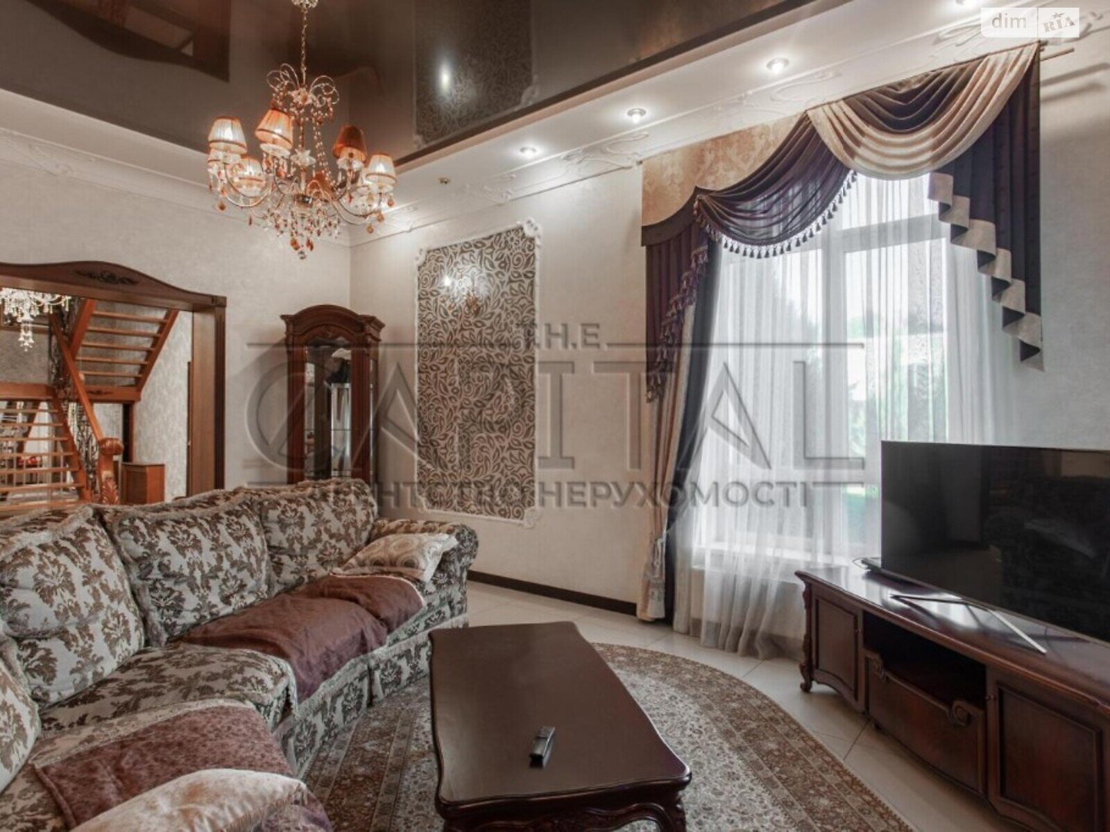 трехэтажный дом, 1700 кв. м, кирпич. Продажа в Григоровке фото 1