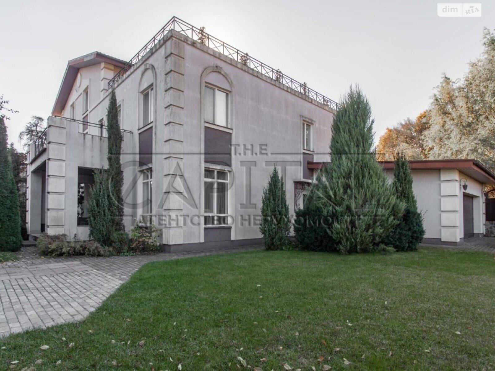 трехэтажный дом веранда, 1700 кв. м, кирпич. Продажа в Григоровке фото 1