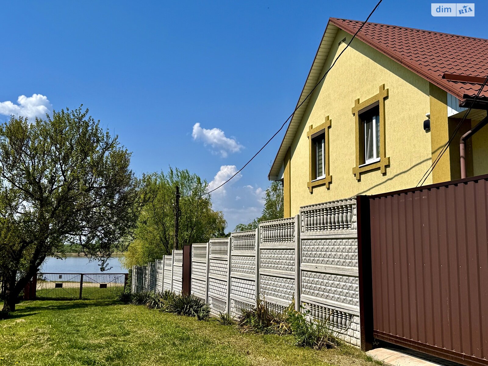 двоповерховий будинок з опаленням, 100.1 кв. м, шлакоблок. Продаж у Грушувато-Криничному фото 1 двоповерховий будинок з опаленням, 100.1 кв. м, шлакоблок. Продаж у Грушувато-Криничному фото 1