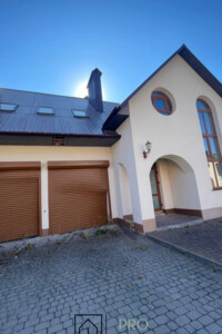 трехэтажный дом с гаражом, 354 кв. м, кирпич. Продажа в Грузевице фото 2