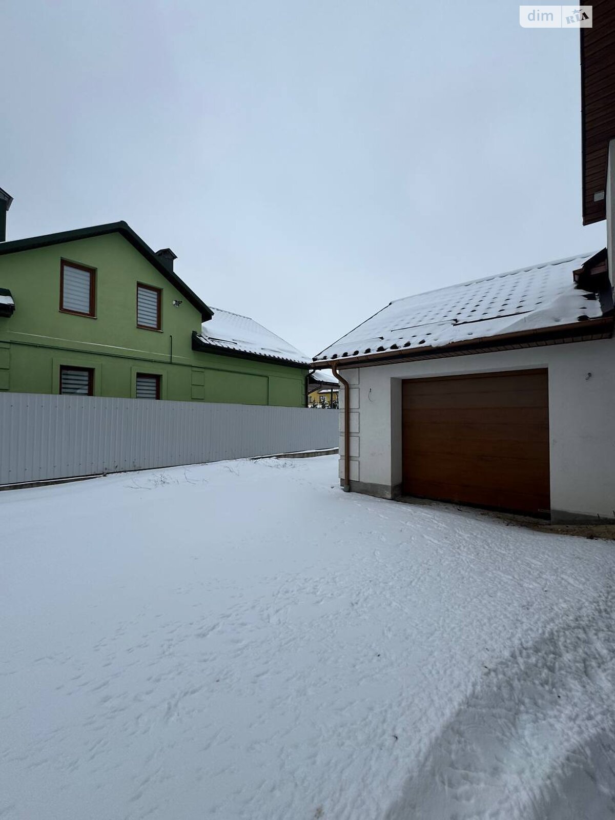 двухэтажный дом с гаражом, 228.5 кв. м, кирпич. Продажа в Грузевице фото 1