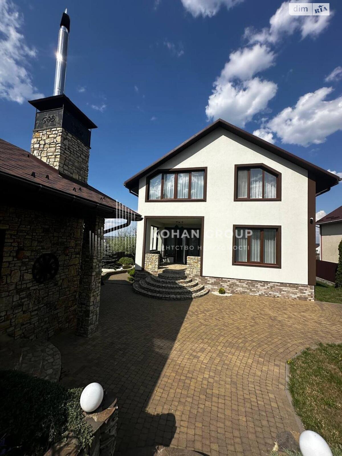 двухэтажный дом с гаражом, 217 кв. м, кирпич. Продажа в Грузевице фото 1 двухэтажный дом с гаражом, 217 кв. м, кирпич. Продажа в Грузевице фото 1