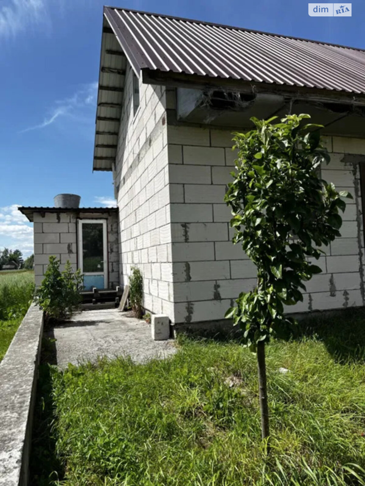 двухэтажный дом с гаражом, 120 кв. м, кирпич. Продажа в Гульске фото 1 двухэтажный дом с гаражом, 120 кв. м, кирпич. Продажа в Гульске фото 1