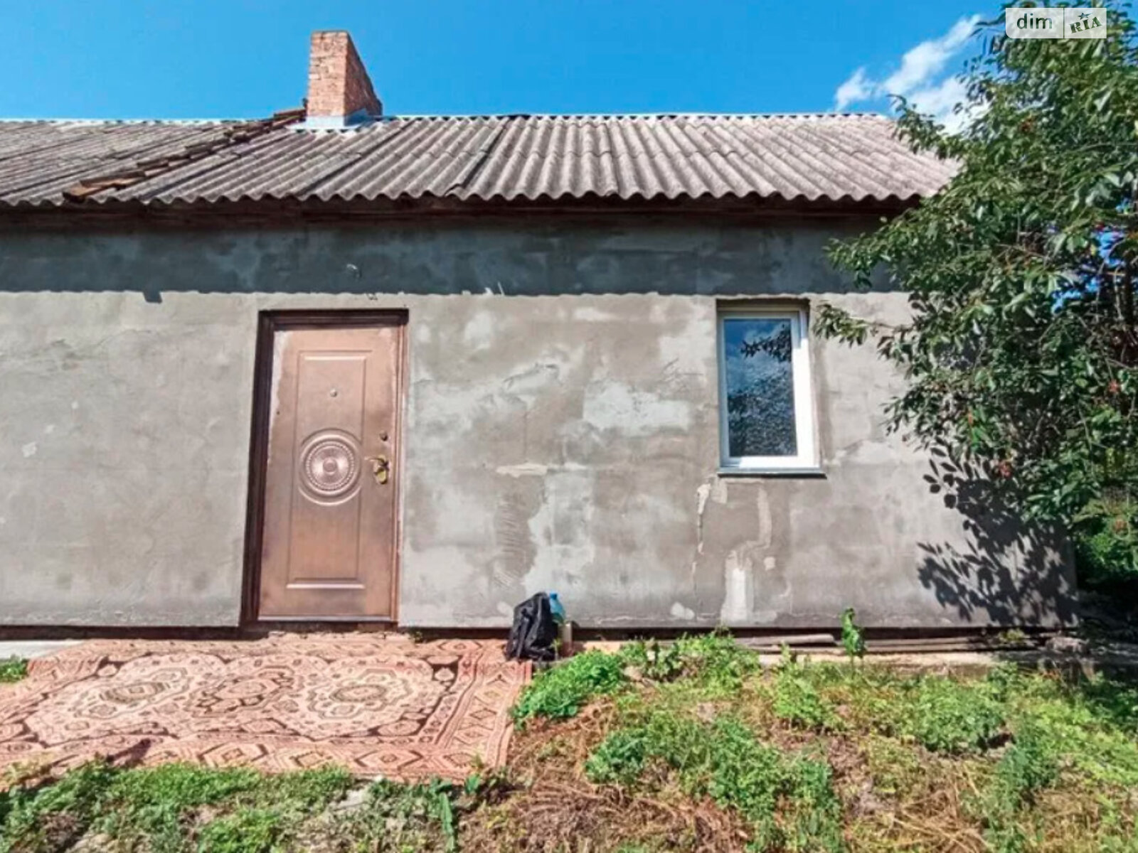 одноэтажный дом с отоплением, 42.9 кв. м, кирпич. Продажа в Гуте фото 1