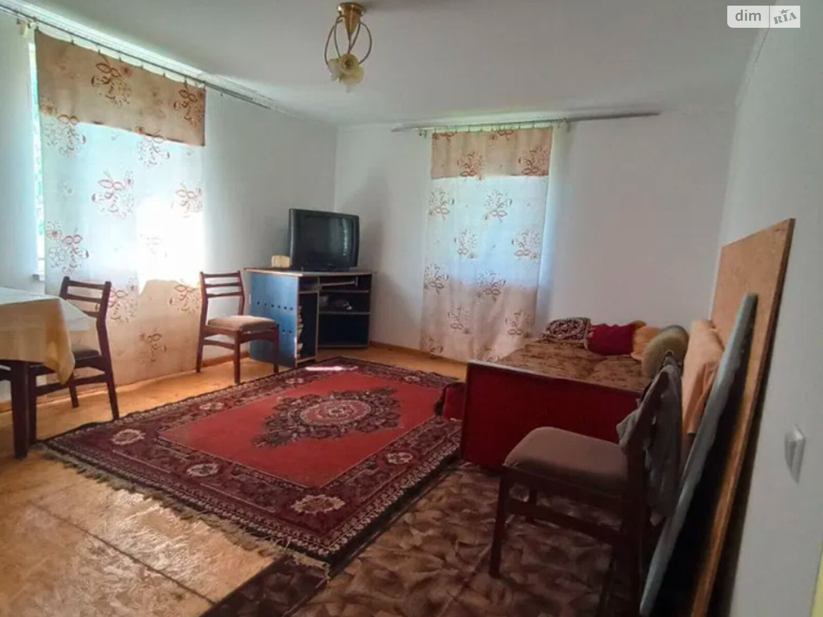 одноэтажный дом с отоплением, 42.9 кв. м, кирпич. Продажа в Гуте фото 1