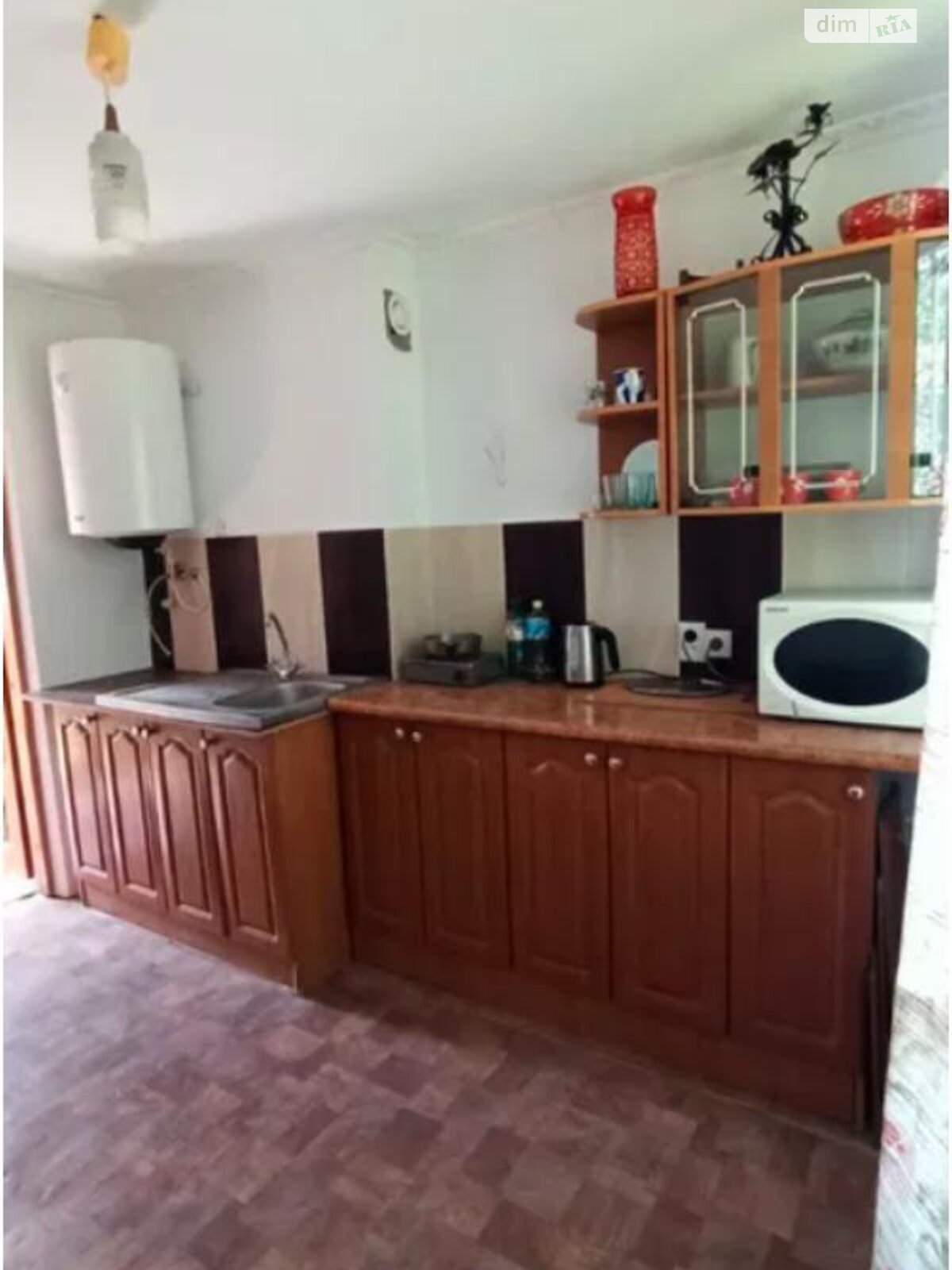 одноэтажный дом с отоплением, 42.9 кв. м, кирпич. Продажа в Гуте фото 1