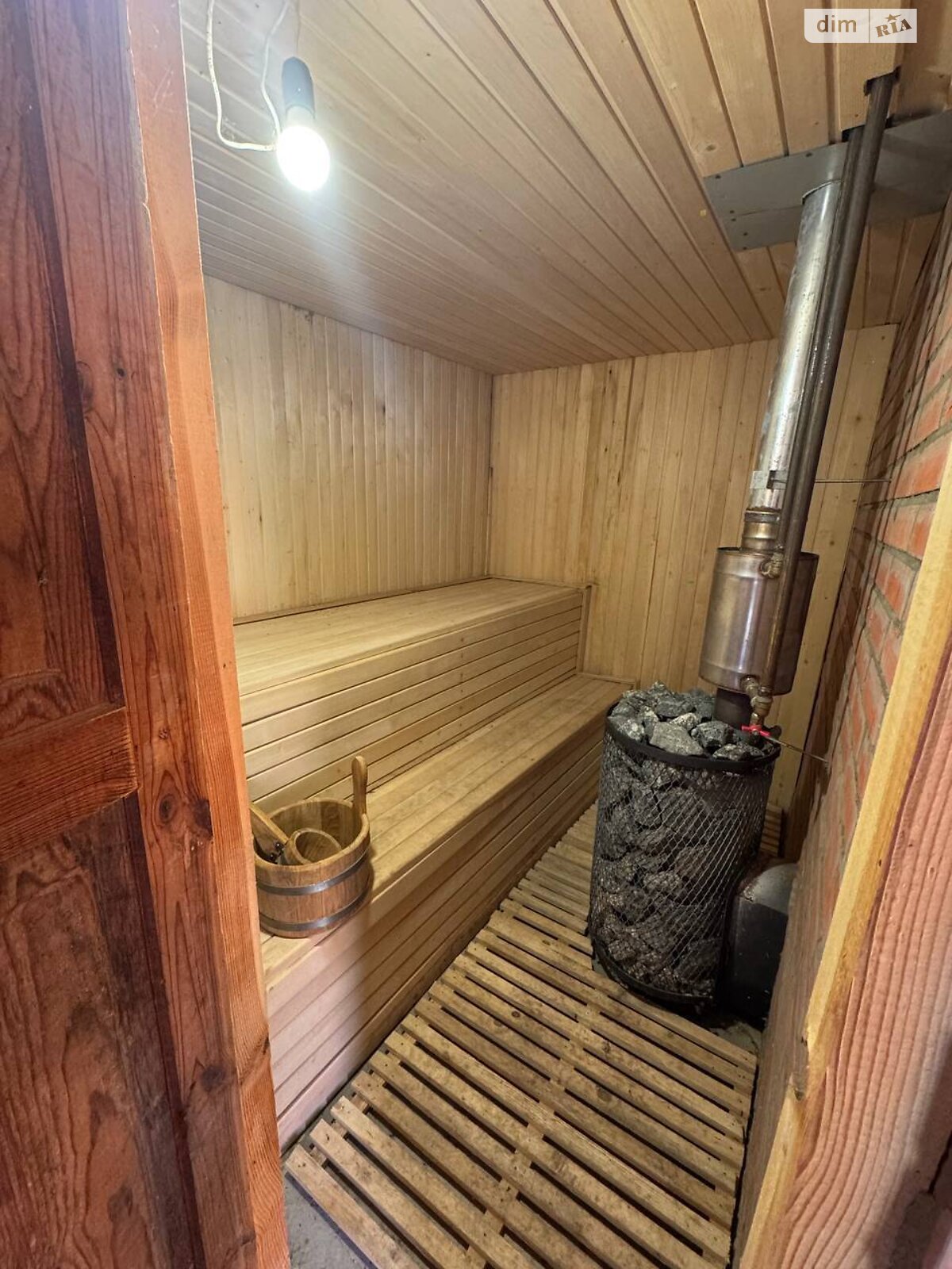 двоповерховий будинок з гаражем, 175 кв. м, цегла. Продаж у Халчі фото 1 двоповерховий будинок з гаражем, 175 кв. м, цегла. Продаж у Халчі фото 1