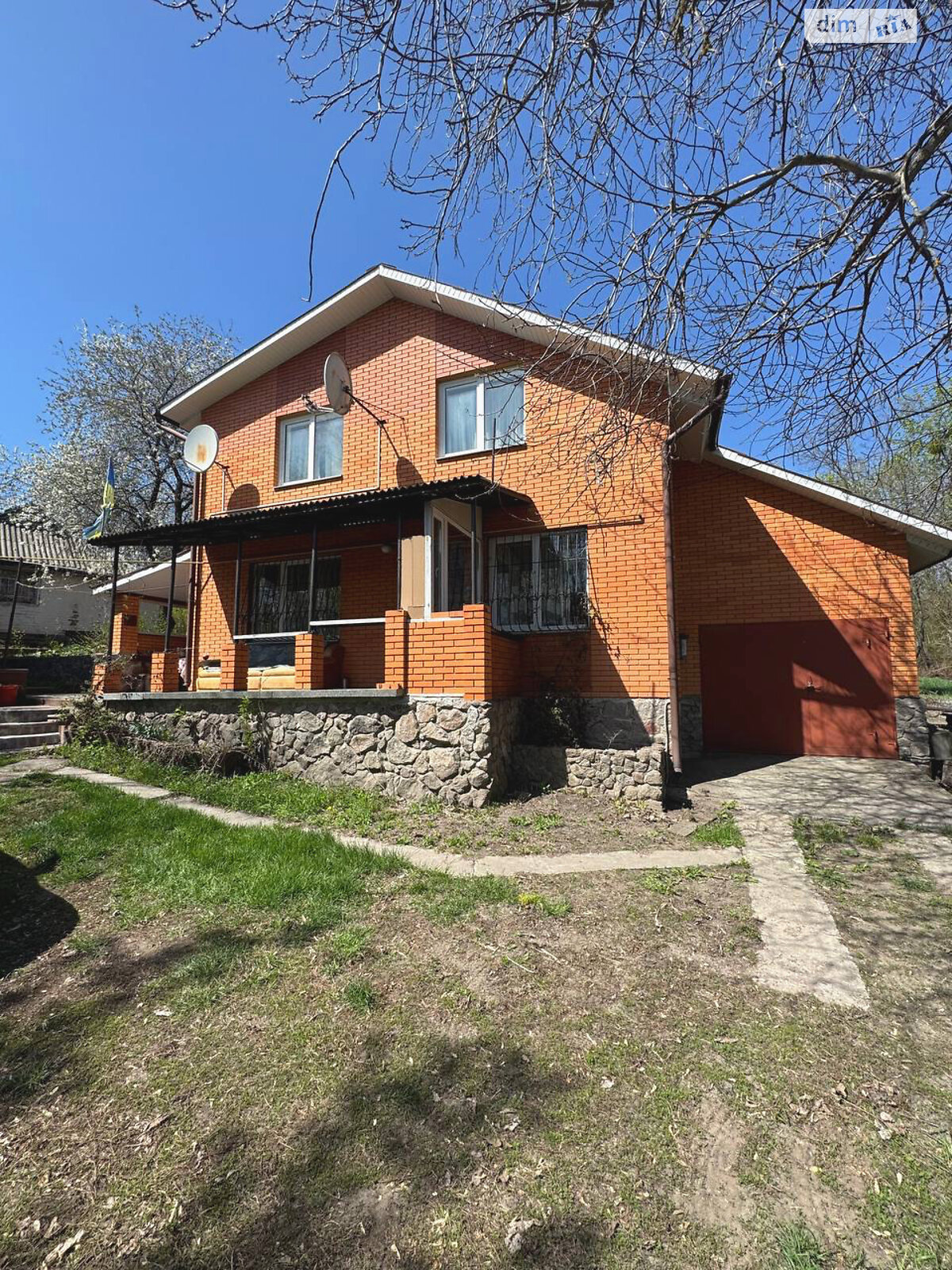 двоповерховий будинок з гаражем, 175 кв. м, цегла. Продаж у Халчі фото 1 двоповерховий будинок з гаражем, 175 кв. м, цегла. Продаж у Халчі фото 1