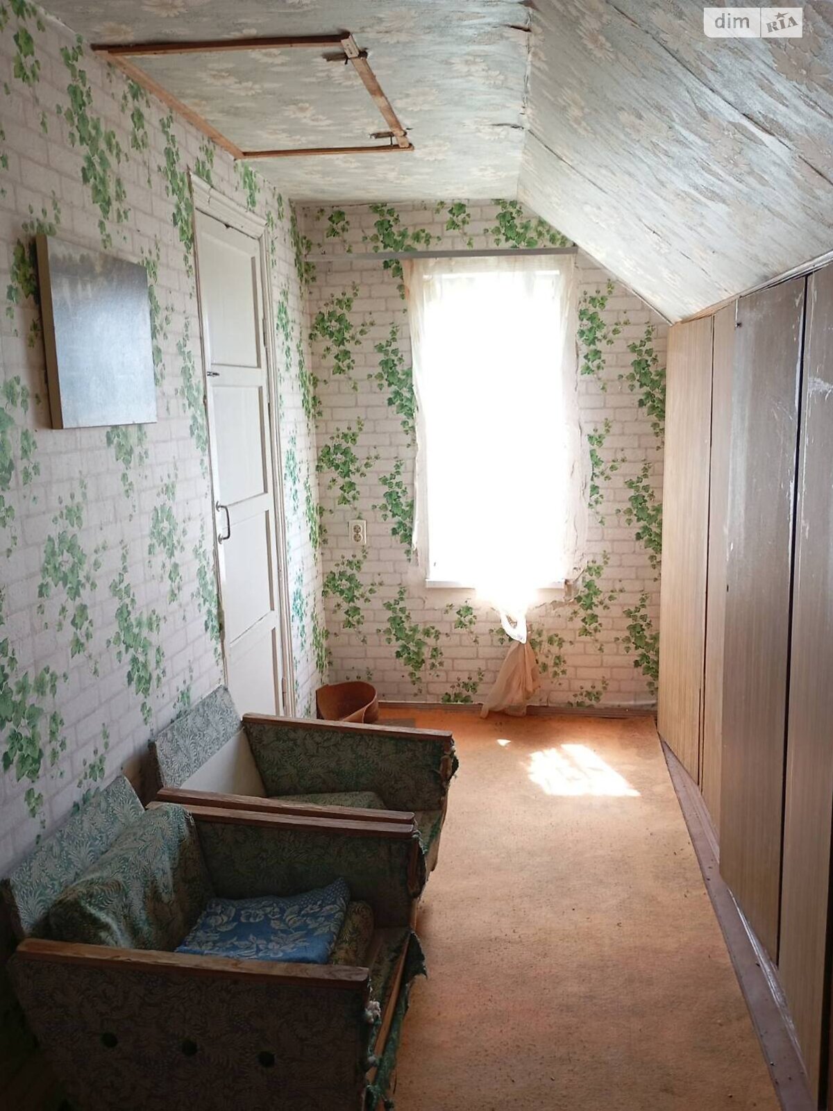 трехэтажный дом с гаражом, 111.7 кв. м, кирпич. Продажа в Халепье фото 1 трехэтажный дом с гаражом, 111.7 кв. м, кирпич. Продажа в Халепье фото 1