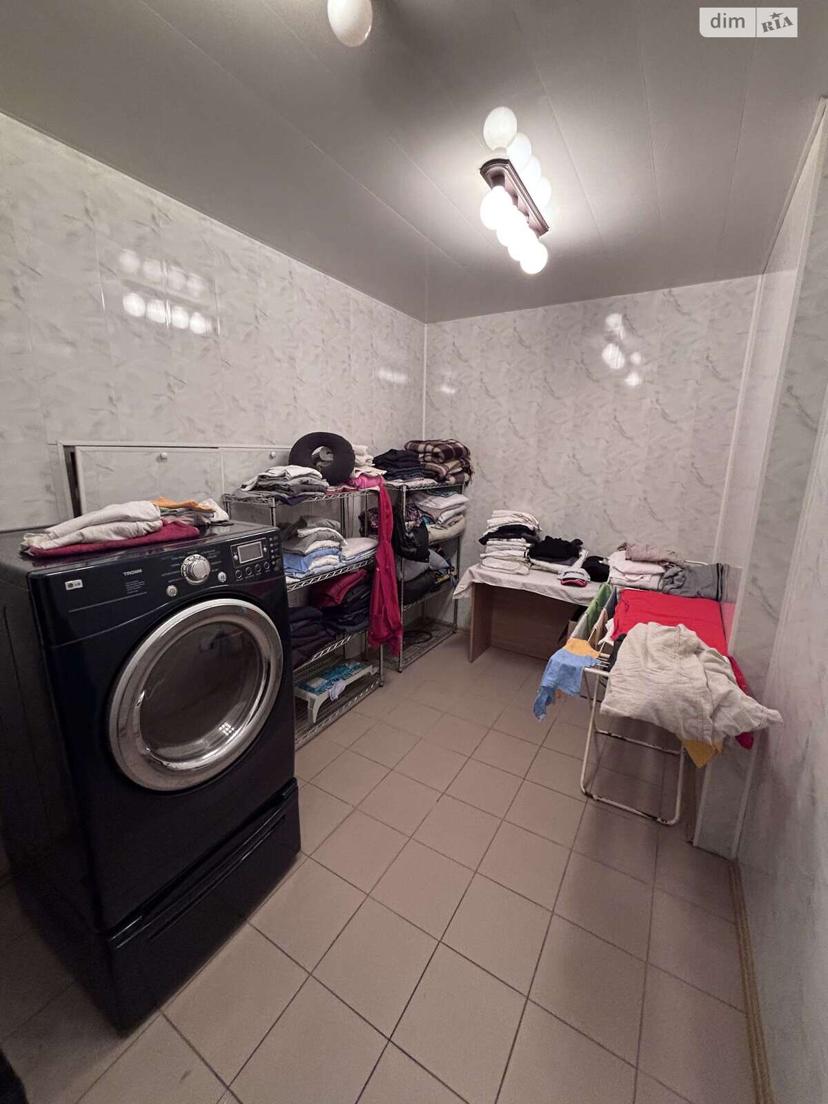 двухэтажный дом, 1686 кв. м, кирпич. Продажа в Харькове район 626-ый микрорайон фото 1 двухэтажный дом, 1686 кв. м, кирпич. Продажа в Харькове район 626-ый микрорайон фото 1