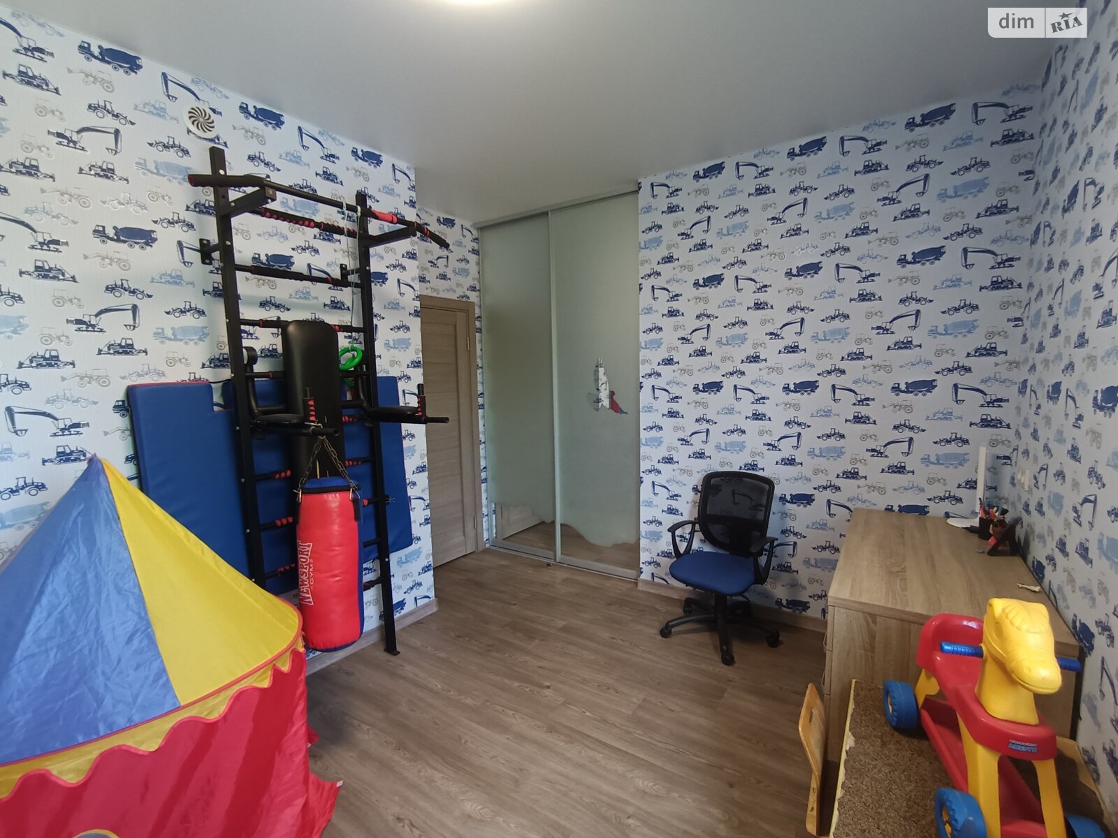двоповерховий будинок з гаражем, 154 кв. м, цегла. Продаж в Харкові, район Олексїївка фото 1 двоповерховий будинок з гаражем, 154 кв. м, цегла. Продаж в Харкові, район Олексїївка фото 1