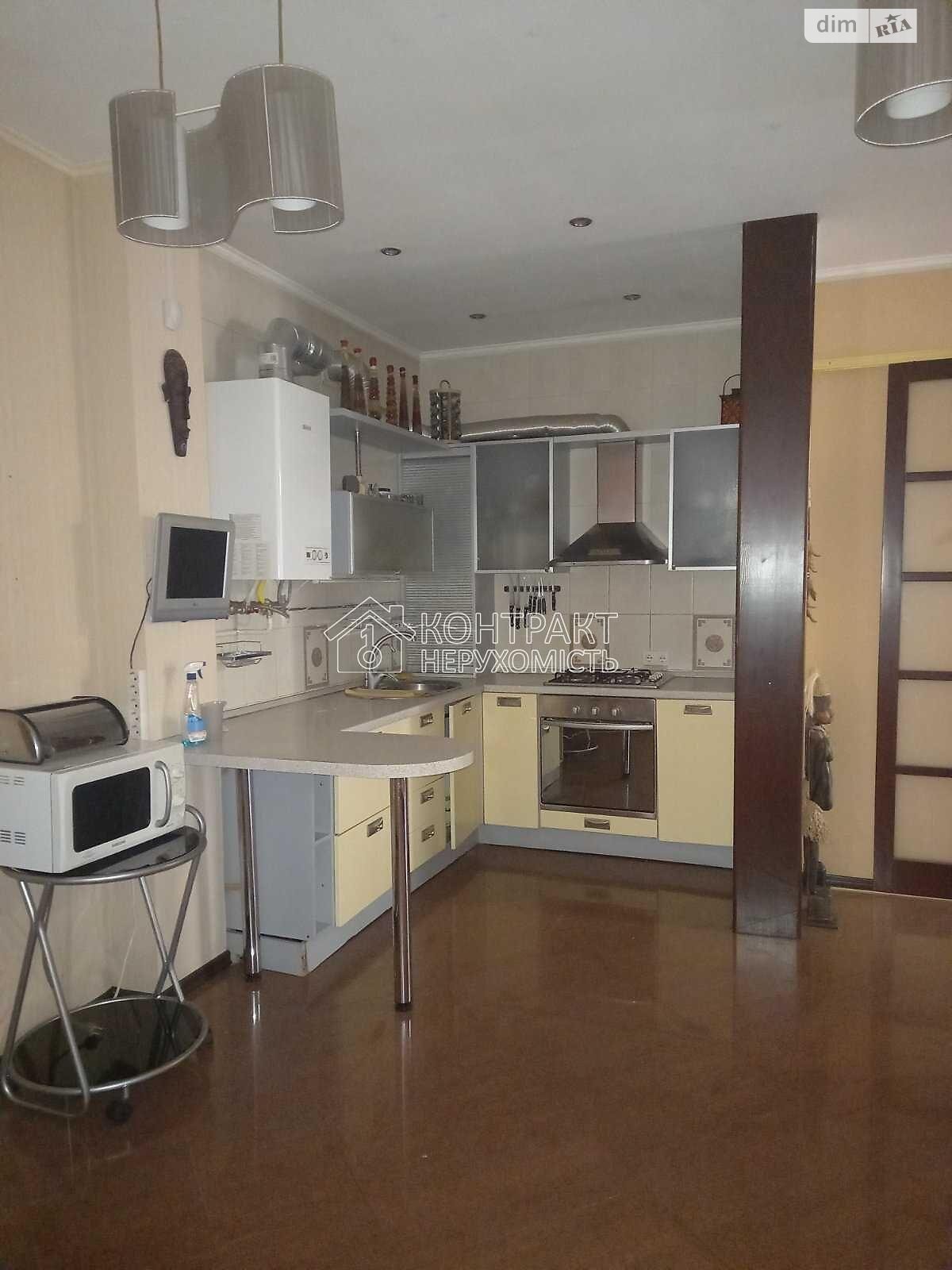 двоповерховий будинок з гаражем, 150 кв. м, цегла. Продаж в Харкові, район Олексїївка фото 1 двоповерховий будинок з гаражем, 150 кв. м, цегла. Продаж в Харкові, район Олексїївка фото 1