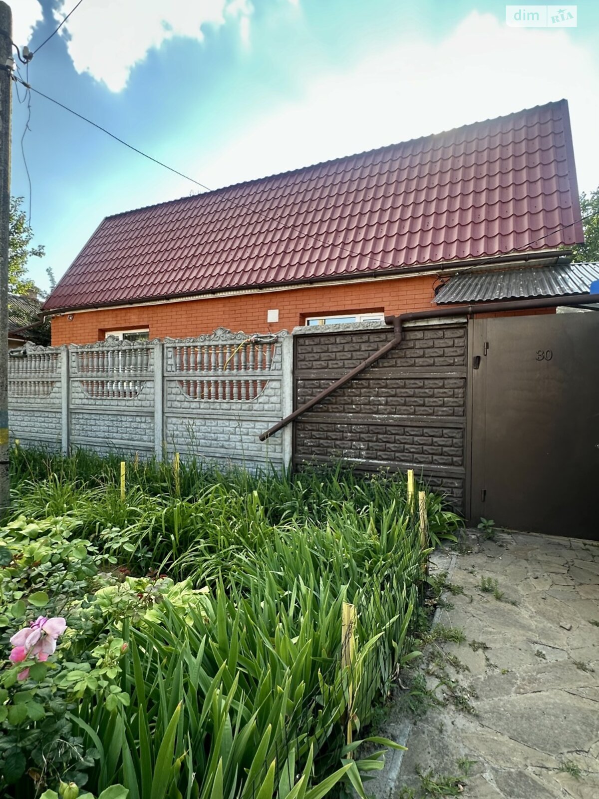 двухэтажный дом с гаражом, 96.3 кв. м, кирпич. Продажа в Харькове фото 1 двухэтажный дом с гаражом, 96.3 кв. м, кирпич. Продажа в Харькове фото 1