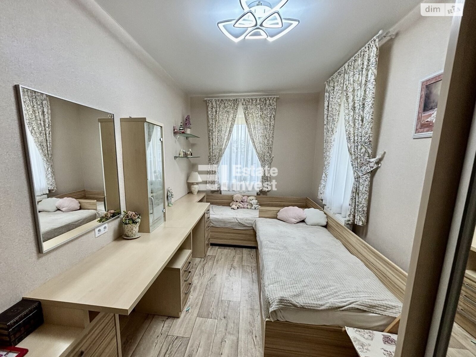 двухэтажный дом с гаражом, 160 кв. м, кирпич. Продажа в Харькове район Федорцы фото 1 двухэтажный дом с гаражом, 160 кв. м, кирпич. Продажа в Харькове район Федорцы фото 1