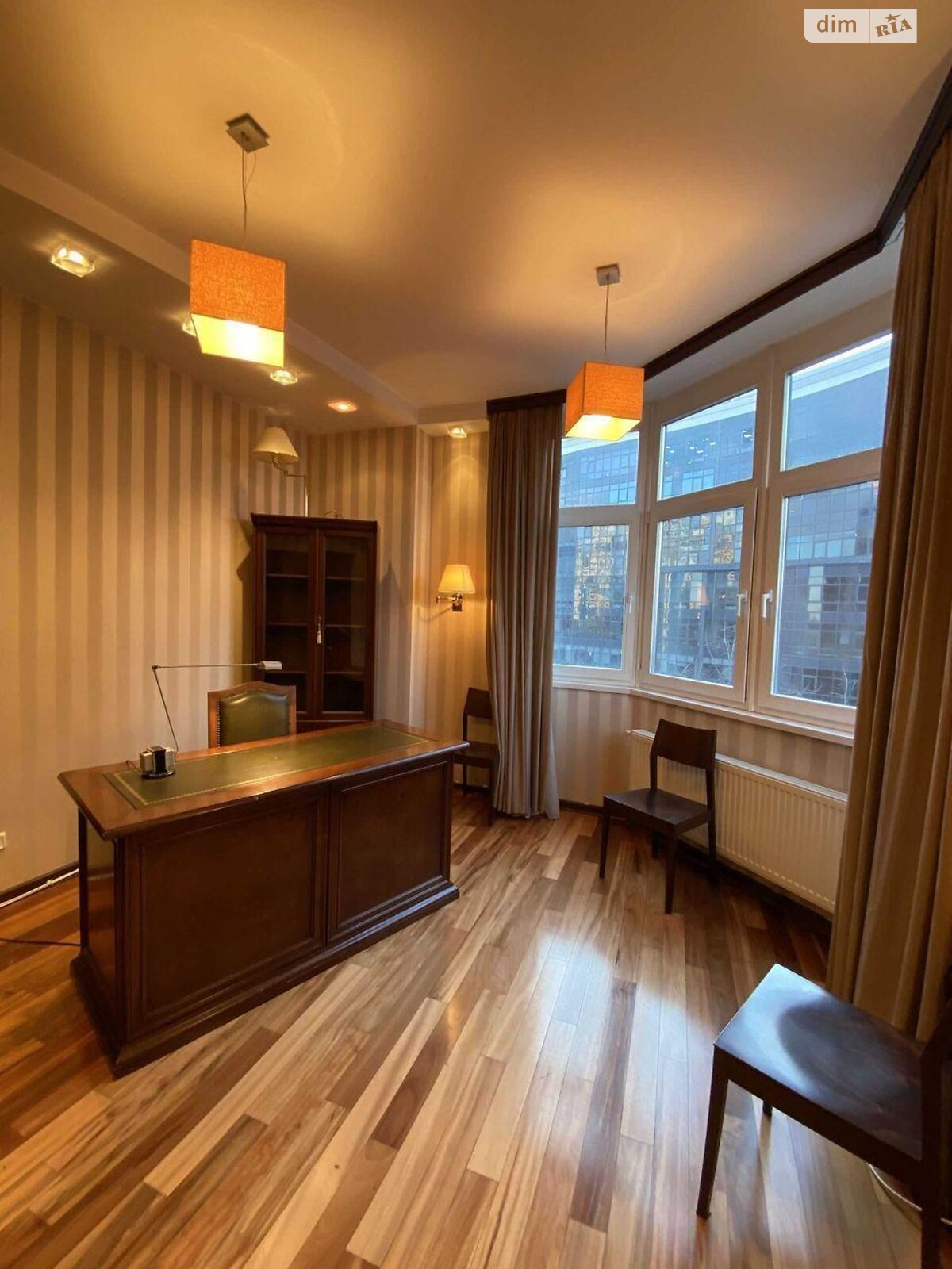 трехэтажный дом, 800 кв. м, кирпич. Продажа в Харькове район Холодная Гора фото 1 трехэтажный дом, 800 кв. м, кирпич. Продажа в Харькове район Холодная Гора фото 1
