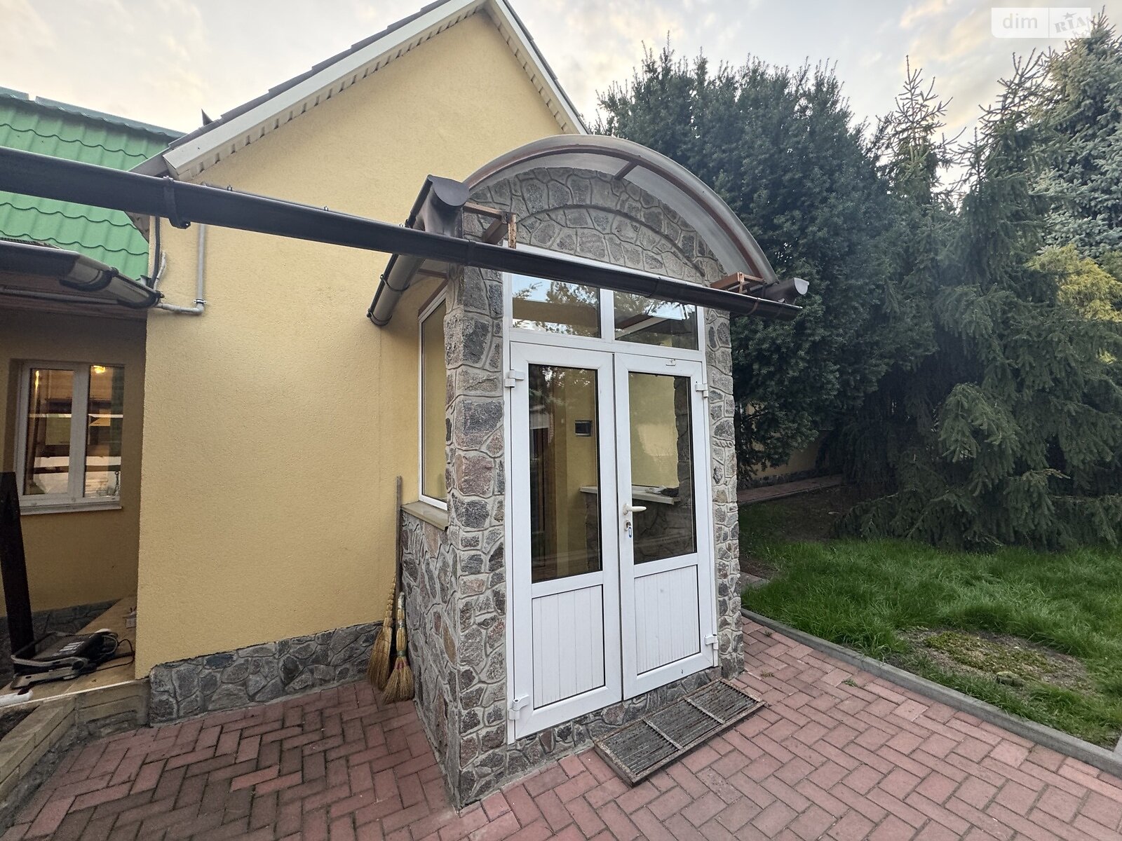 двухэтажный дом с гаражом, 240 кв. м, кирпич. Продажа в Харькове район Холодногорский фото 1 двухэтажный дом с гаражом, 240 кв. м, кирпич. Продажа в Харькове район Холодногорский фото 1