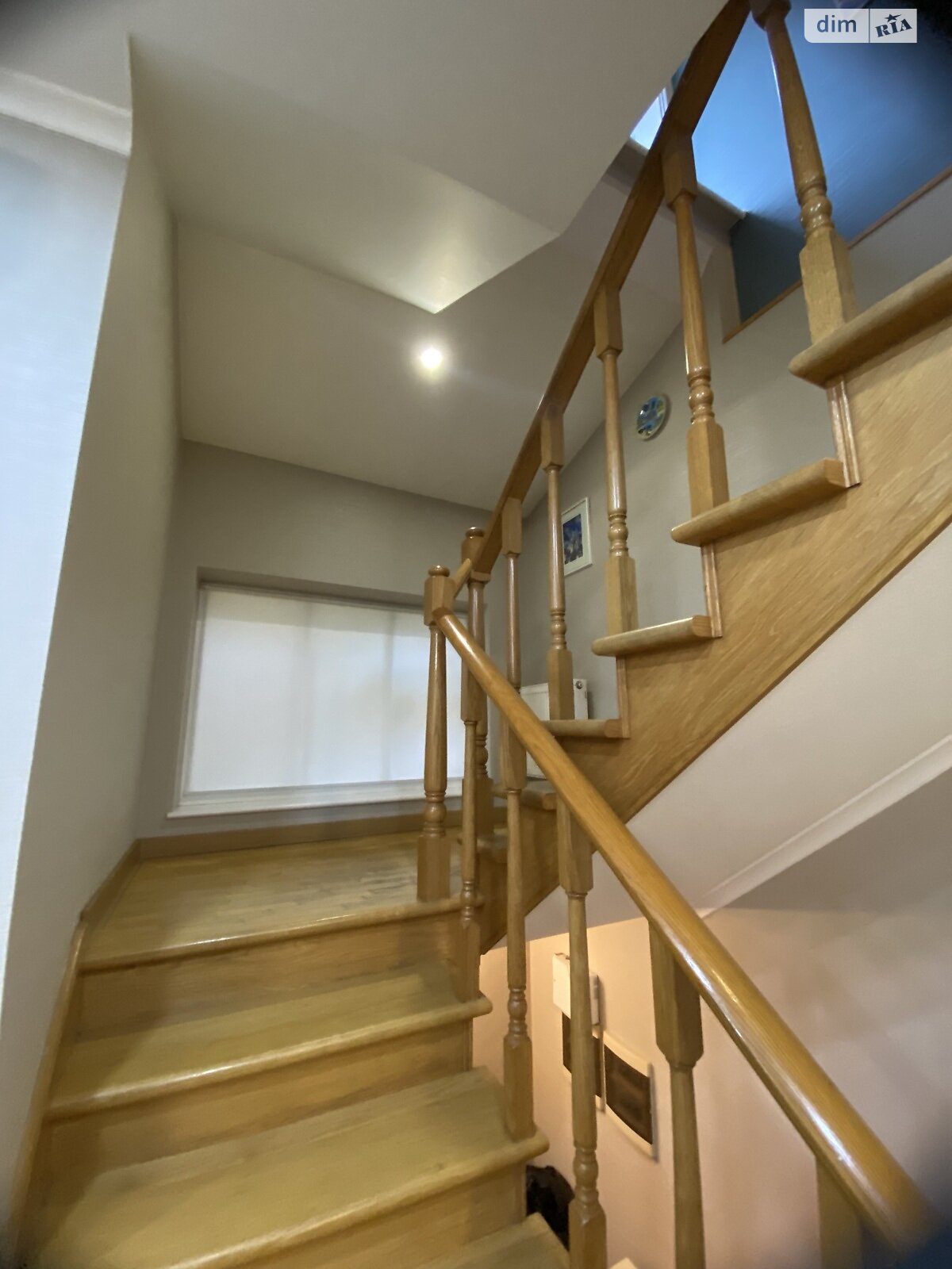 двухэтажный дом с верандой, 323 кв. м, кирпич. Продажа в Харькове район ХТЗ фото 1 двухэтажный дом с верандой, 323 кв. м, кирпич. Продажа в Харькове район ХТЗ фото 1