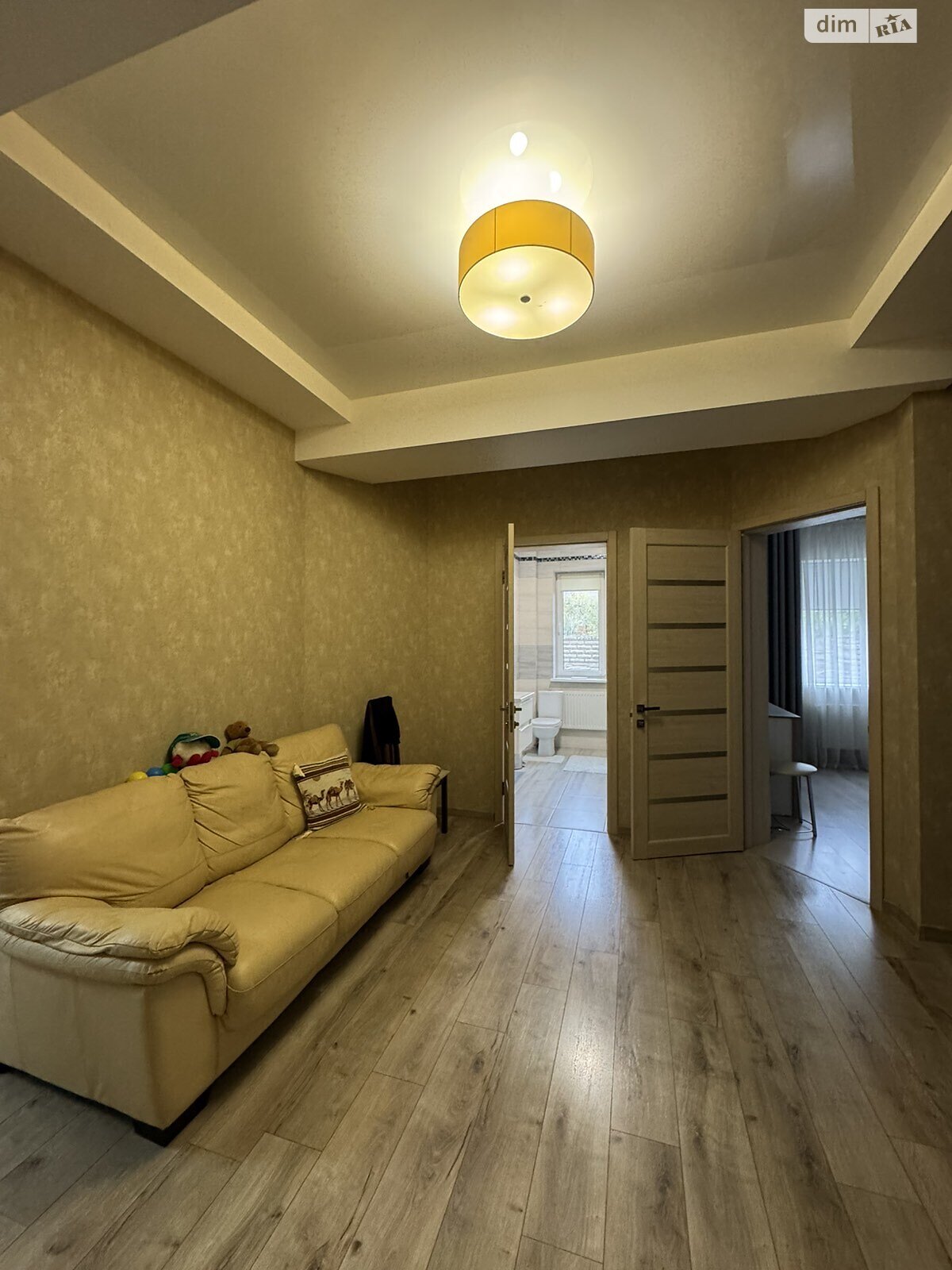 двухэтажный дом с гаражом, 238.2 кв. м, кирпич. Продажа в Харькове район Индустриальный фото 1 двухэтажный дом с гаражом, 238.2 кв. м, кирпич. Продажа в Харькове район Индустриальный фото 1