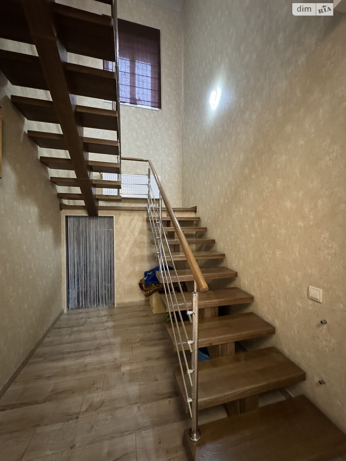 двухэтажный дом с гаражом, 238.2 кв. м, кирпич. Продажа в Харькове район Индустриальный фото 1 двухэтажный дом с гаражом, 238.2 кв. м, кирпич. Продажа в Харькове район Индустриальный фото 1