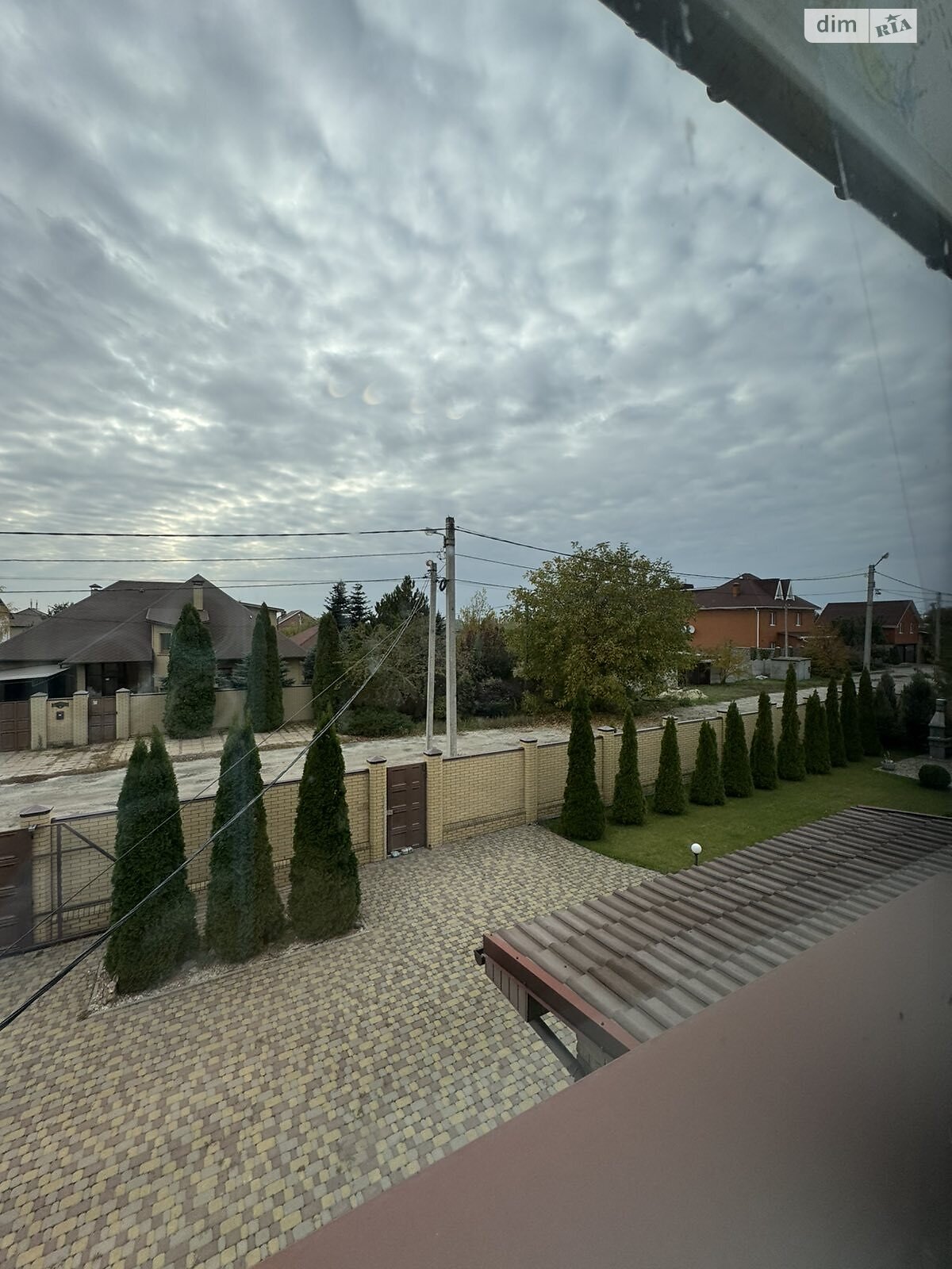 двухэтажный дом с гаражом, 238.2 кв. м, кирпич. Продажа в Харькове район Индустриальный фото 1 двухэтажный дом с гаражом, 238.2 кв. м, кирпич. Продажа в Харькове район Индустриальный фото 1