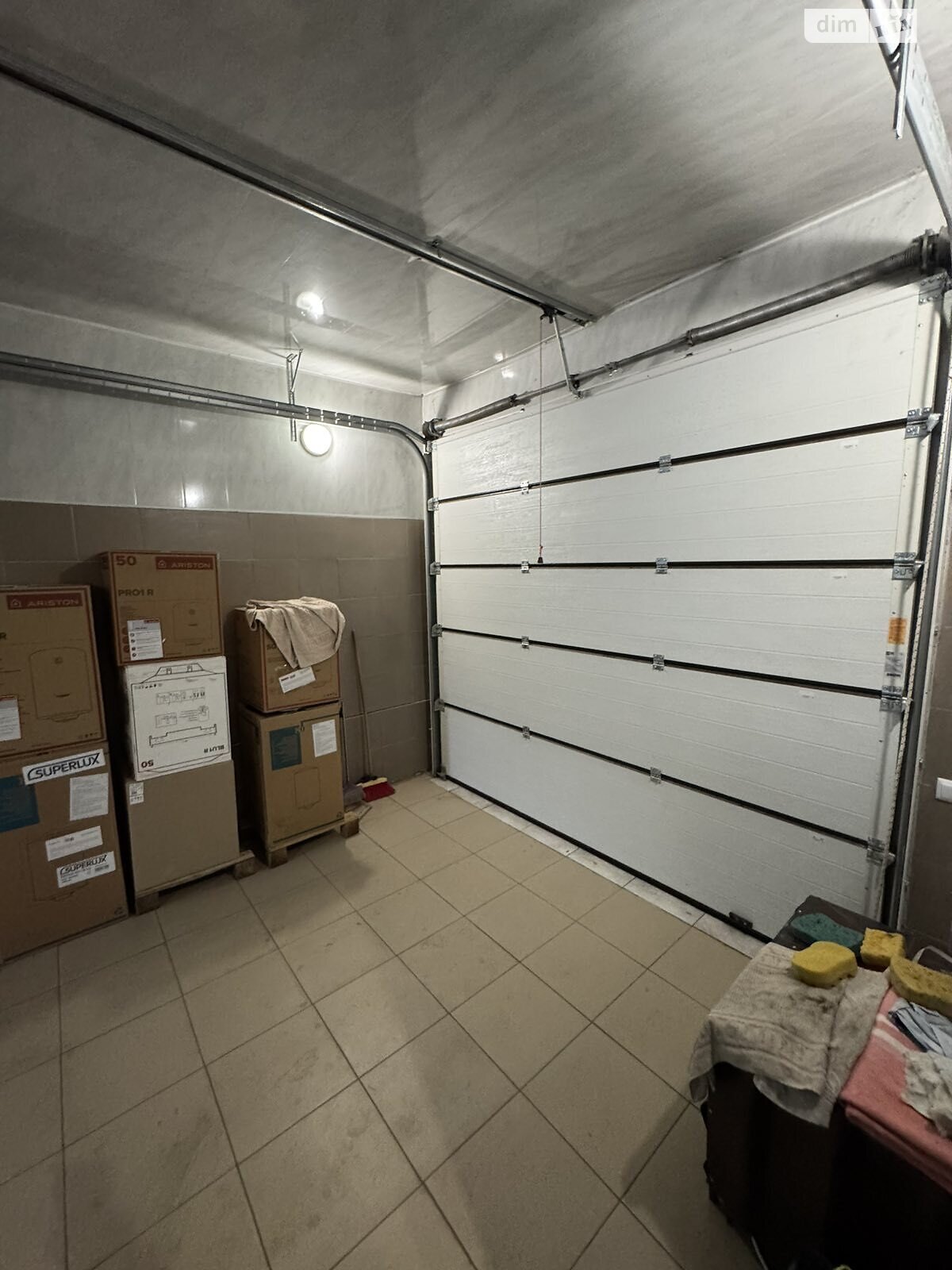 двухэтажный дом с гаражом, 238.2 кв. м, кирпич. Продажа в Харькове район Индустриальный фото 1 двухэтажный дом с гаражом, 238.2 кв. м, кирпич. Продажа в Харькове район Индустриальный фото 1
