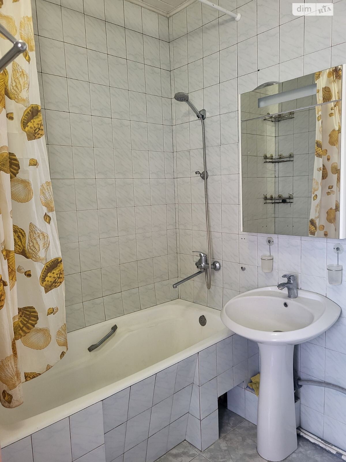 двоповерховий будинок з гаражем, 297.6 кв. м, цегла. Продаж в Харкові, район Індустріальний фото 1 двоповерховий будинок з гаражем, 297.6 кв. м, цегла. Продаж в Харкові, район Індустріальний фото 1