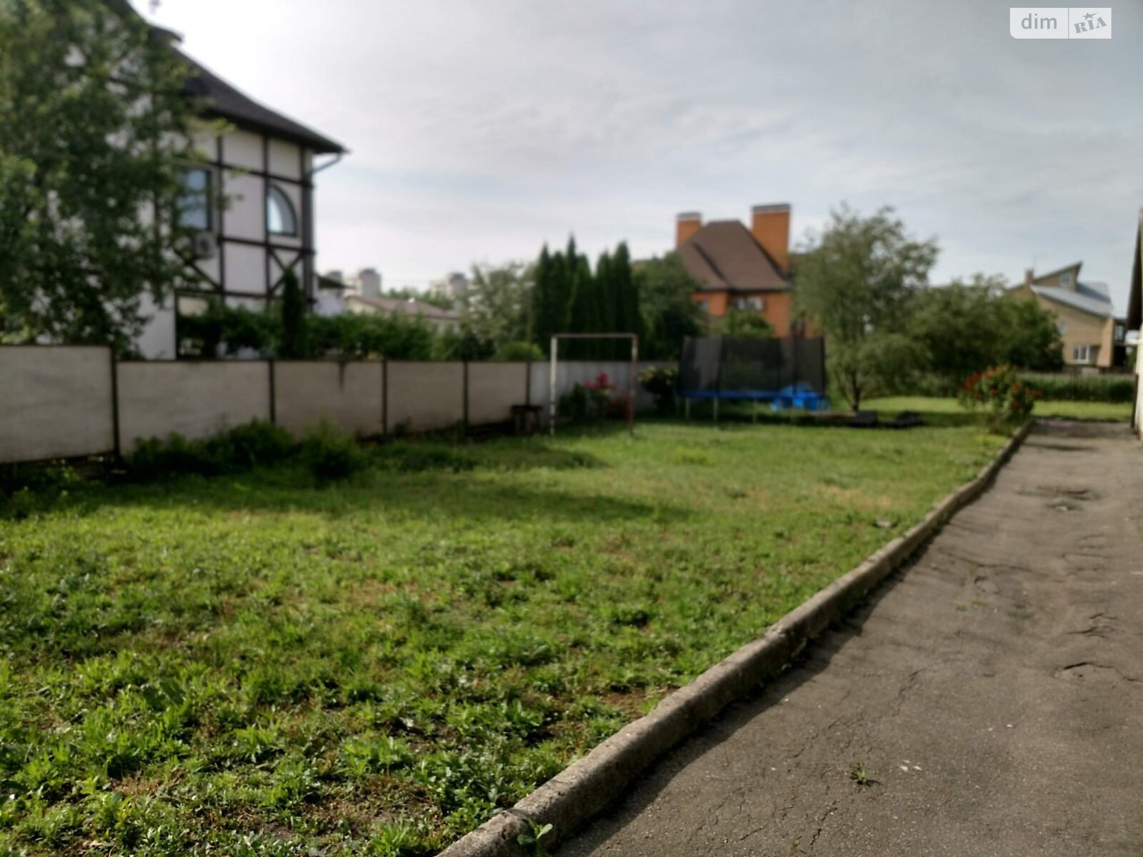 двоповерховий будинок з гаражем, 297.6 кв. м, цегла. Продаж в Харкові, район Індустріальний фото 1 двоповерховий будинок з гаражем, 297.6 кв. м, цегла. Продаж в Харкові, район Індустріальний фото 1