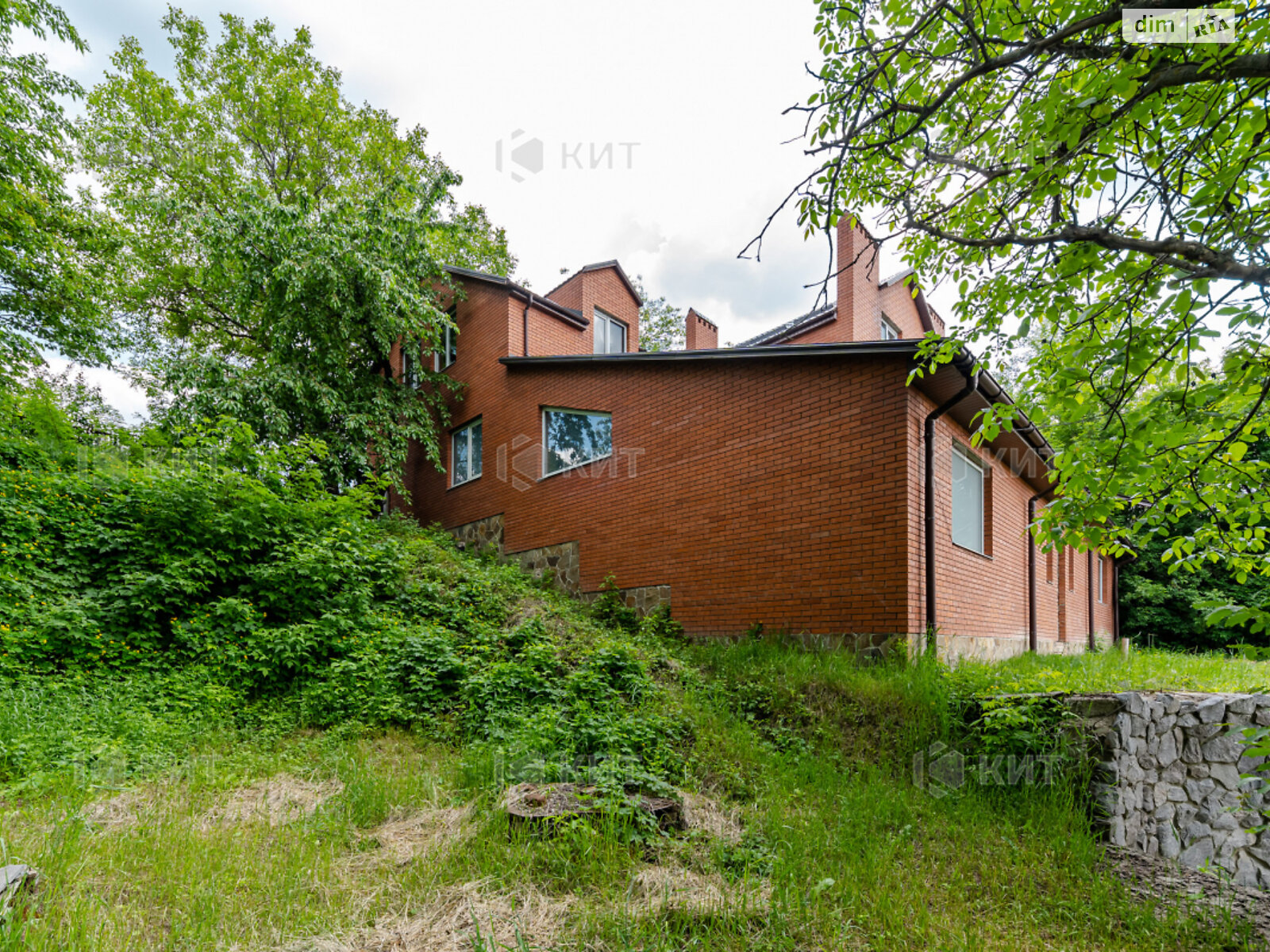 двухэтажный дом, 417 кв. м, кирпич. Продажа в Харькове район Журавлевка фото 1 двухэтажный дом, 417 кв. м, кирпич. Продажа в Харькове район Журавлевка фото 1