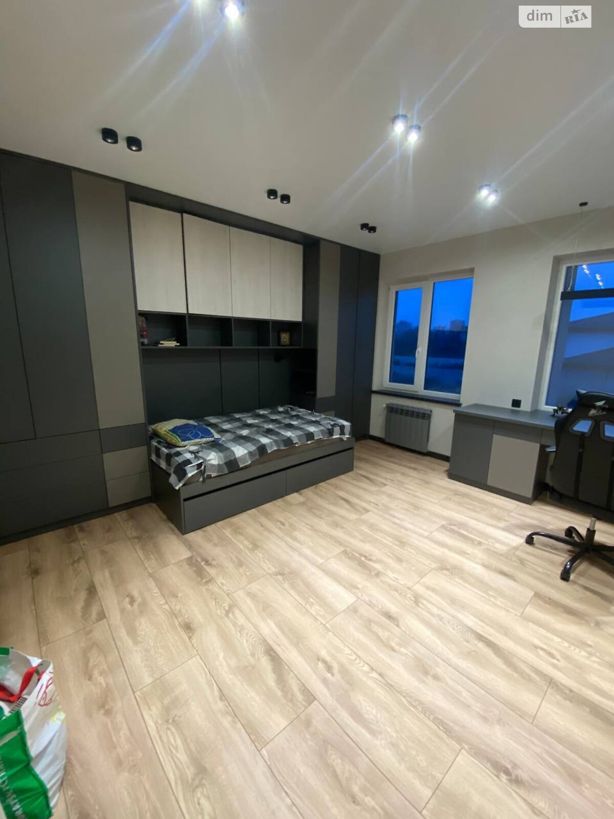 двоповерховий будинок з верандою, 180 кв. м, кирпич. Продаж в Харкові, район Київський фото 1