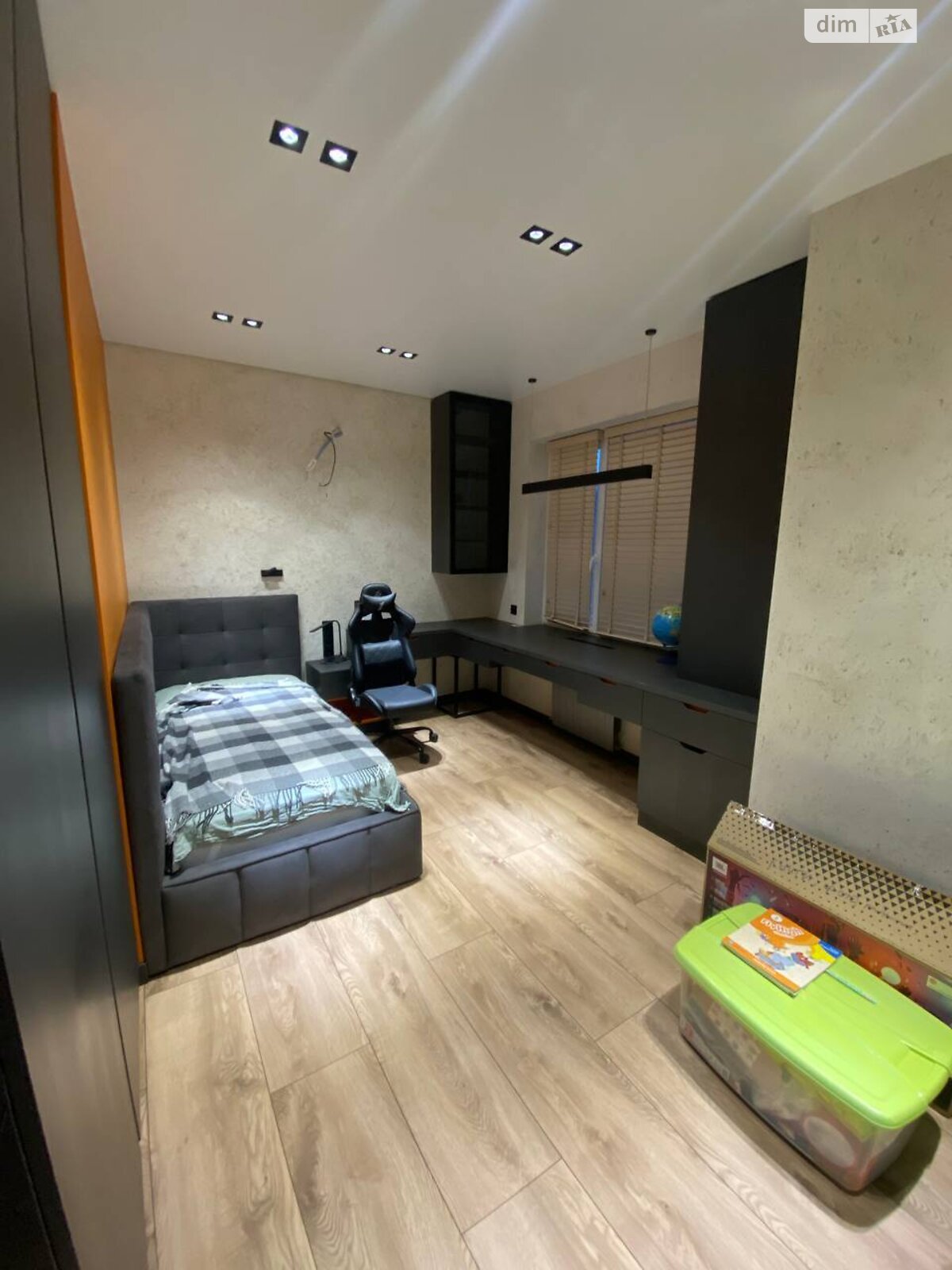 двоповерховий будинок з верандою, 180 кв. м, кирпич. Продаж в Харкові, район Київський фото 1