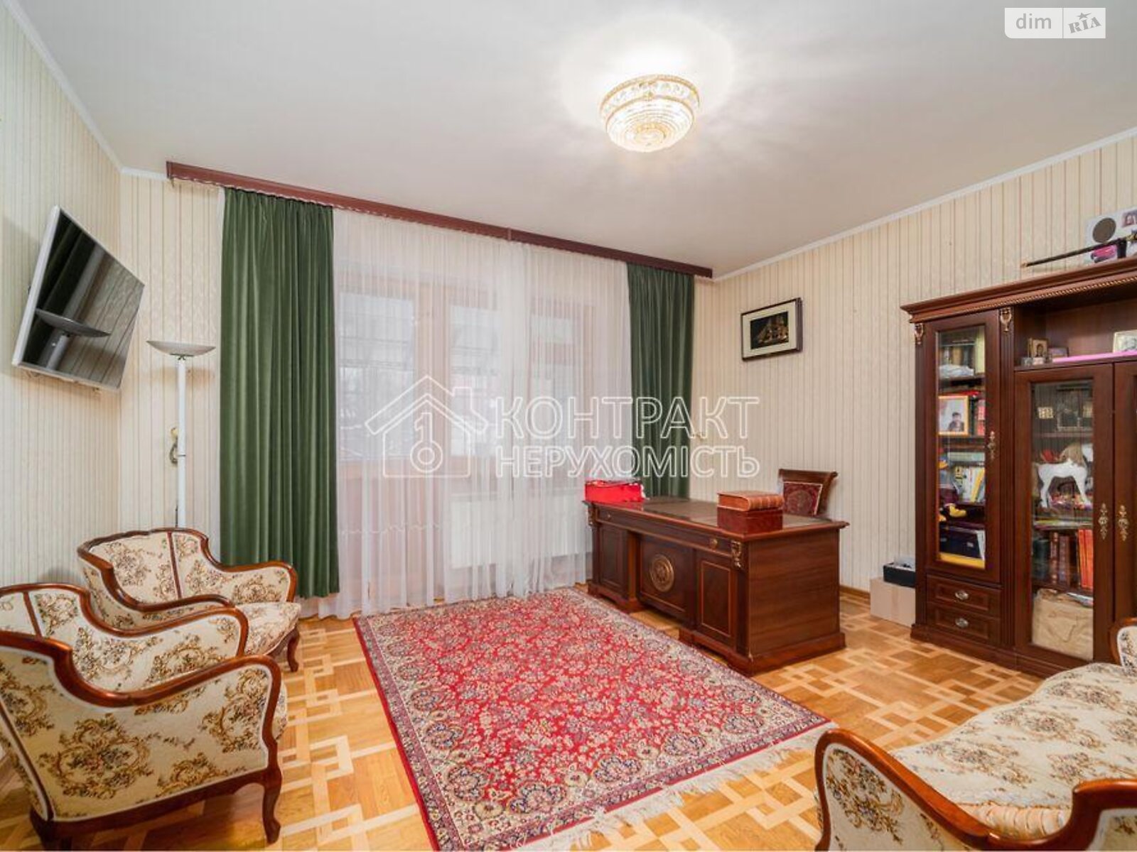 трехэтажный дом с гаражом, 280 кв. м, кирпич. Продажа в Харькове район Киевский фото 1 трехэтажный дом с гаражом, 280 кв. м, кирпич. Продажа в Харькове район Киевский фото 1