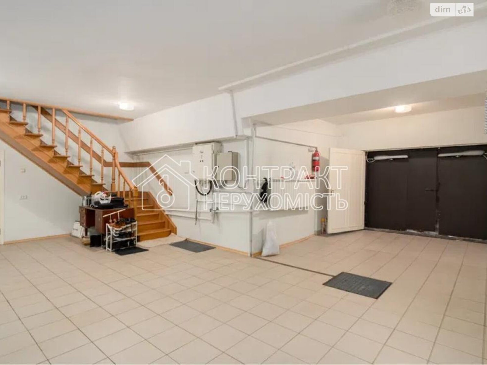 трехэтажный дом с гаражом, 280 кв. м, кирпич. Продажа в Харькове район Киевский фото 1 трехэтажный дом с гаражом, 280 кв. м, кирпич. Продажа в Харькове район Киевский фото 1