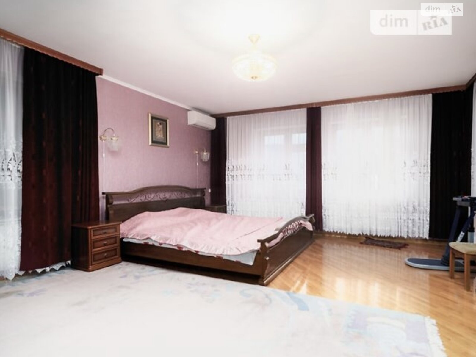 двухэтажный дом с отоплением, 340 кв. м, кирпич. Продажа в Харькове район Киевский фото 1 двухэтажный дом с отоплением, 340 кв. м, кирпич. Продажа в Харькове район Киевский фото 1