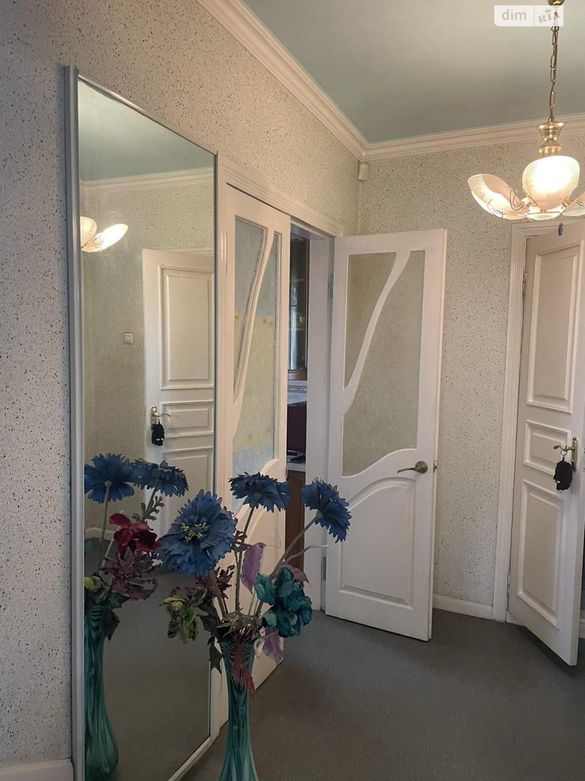 трехэтажный дом, 237 кв. м, кирпич. Продажа в Харькове фото 1 трехэтажный дом, 237 кв. м, кирпич. Продажа в Харькове фото 1